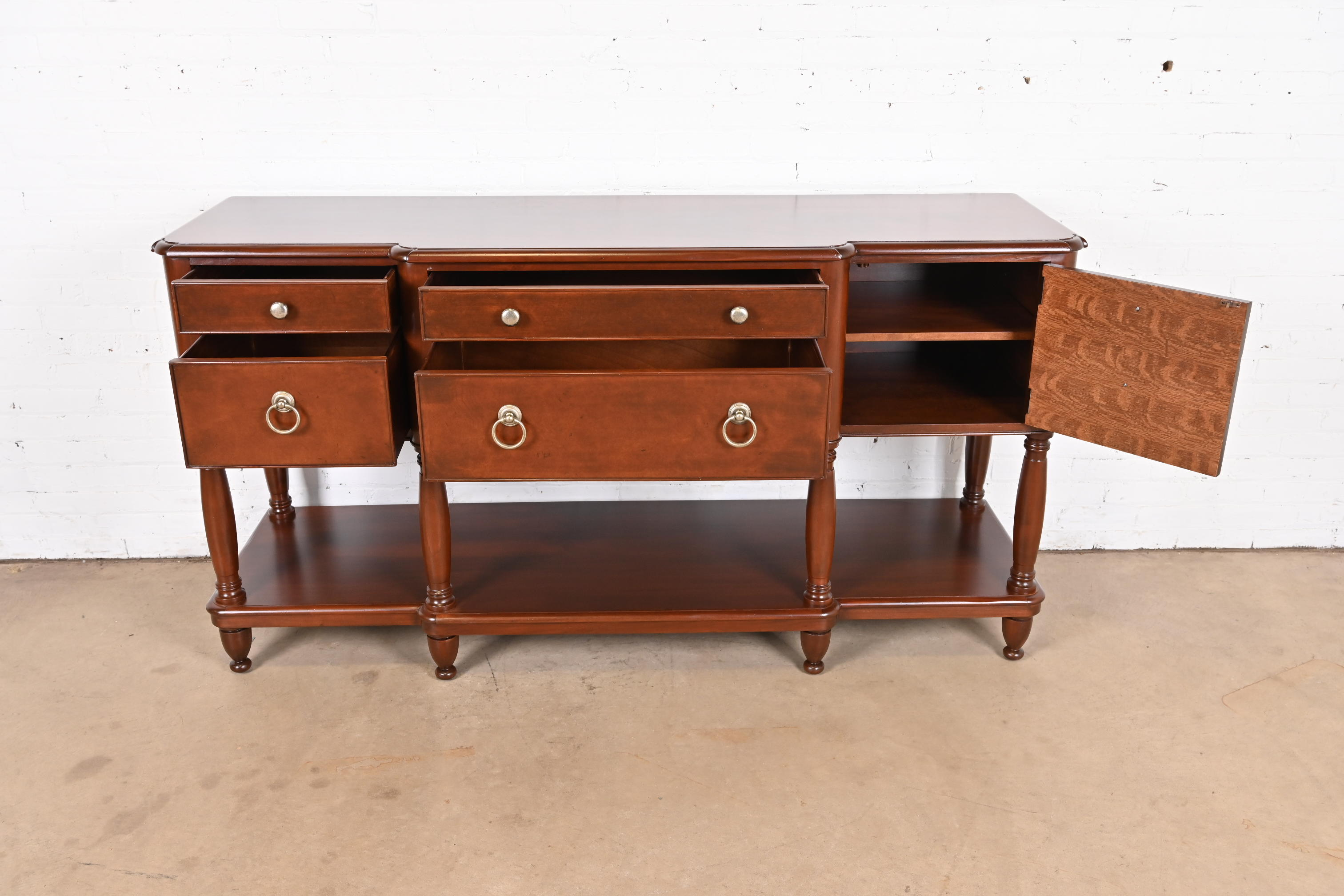 Baker Furniture Italian Provincial Mahogany and Burl Wood Sideboard, Newly Refinished - Image 4