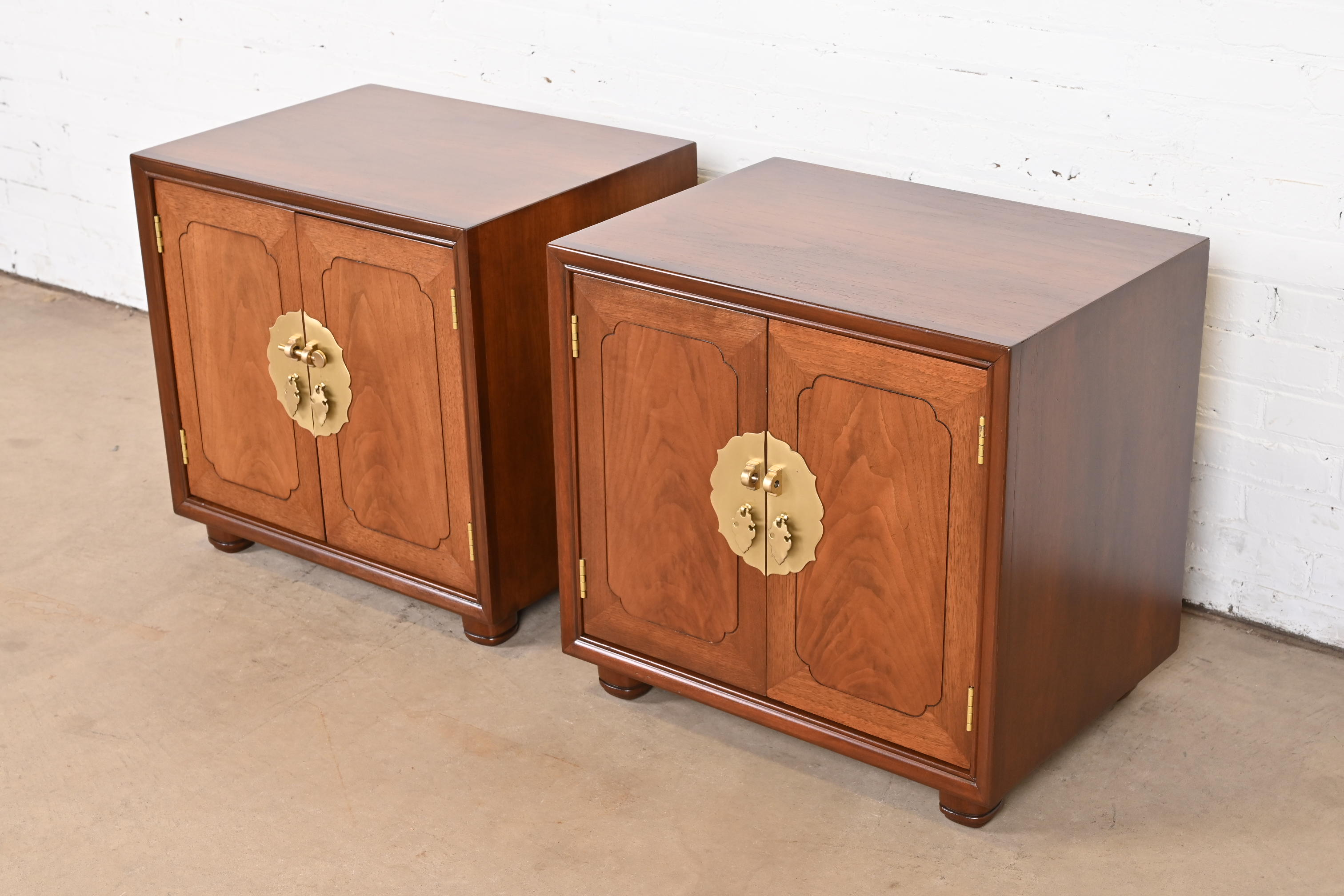 Mid-Century Hollywood Regency Chinoiserie Walnut Bedside Chests Attributed to Henredon, Newly Refinished - Image 3