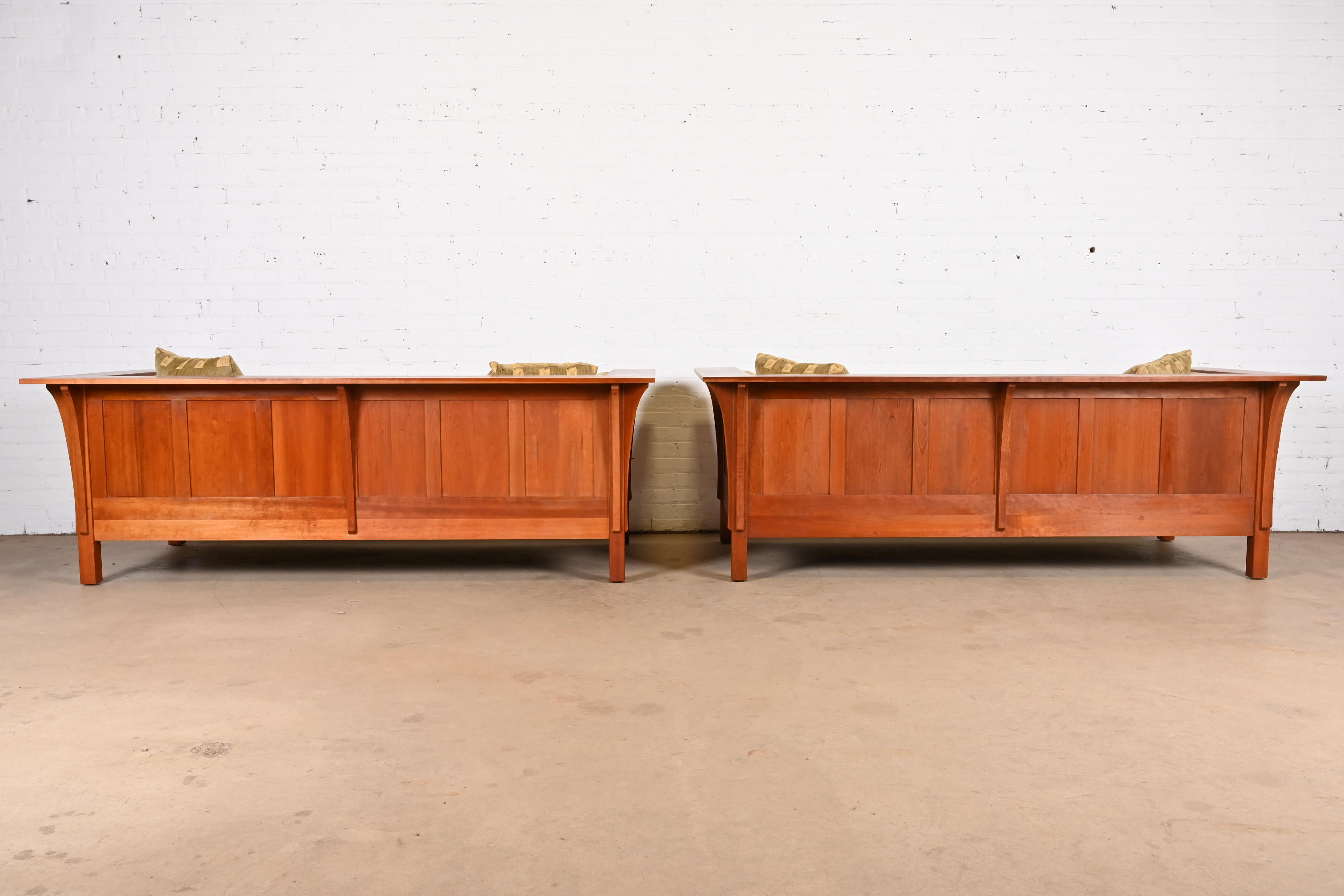 Stickley Mission Arts and Crafts Cherry Wood Settle Sofas, Pair - Image 5
