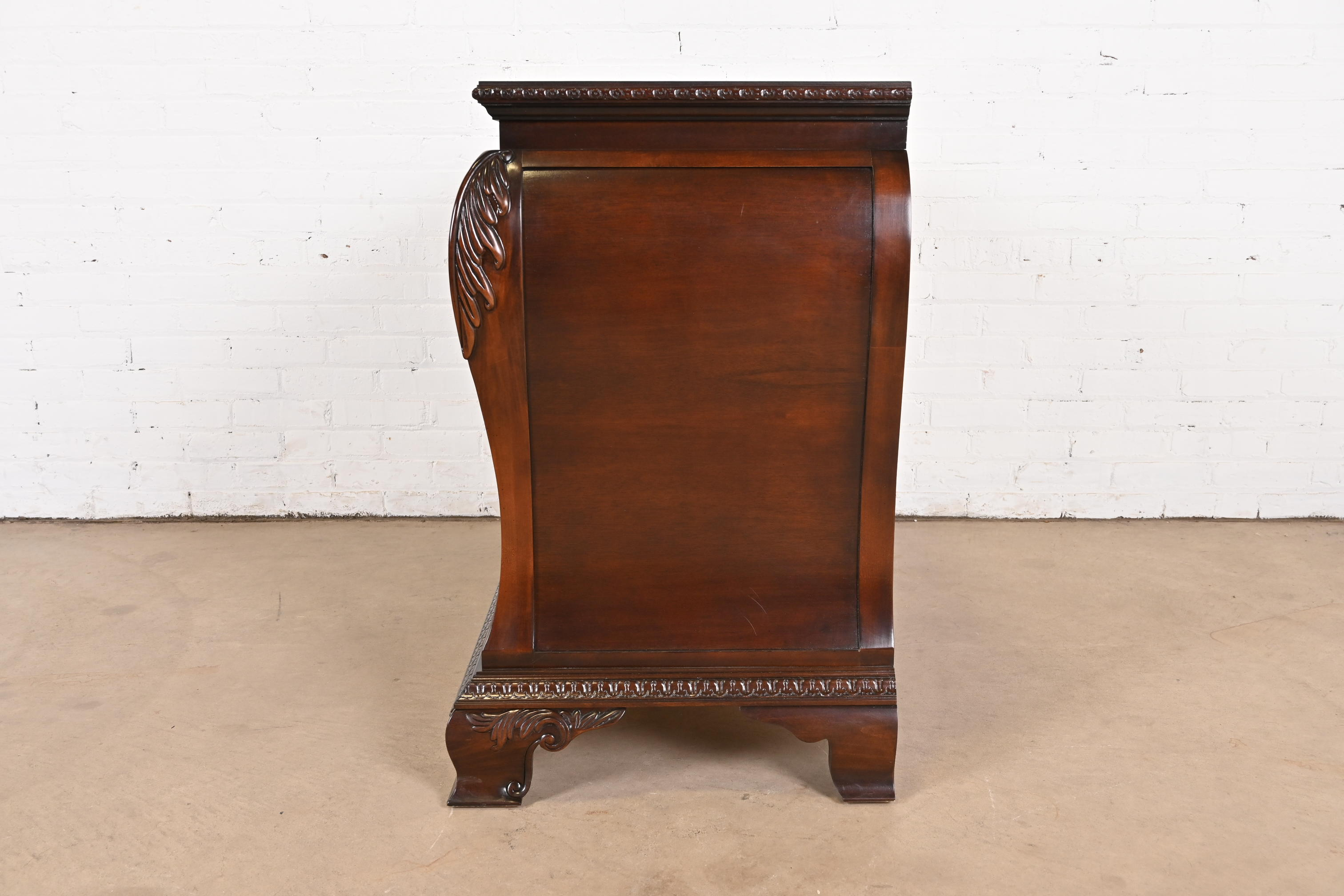 Century Furniture Georgian Carved Mahogany Bombay Dresser or Commode - Image 9