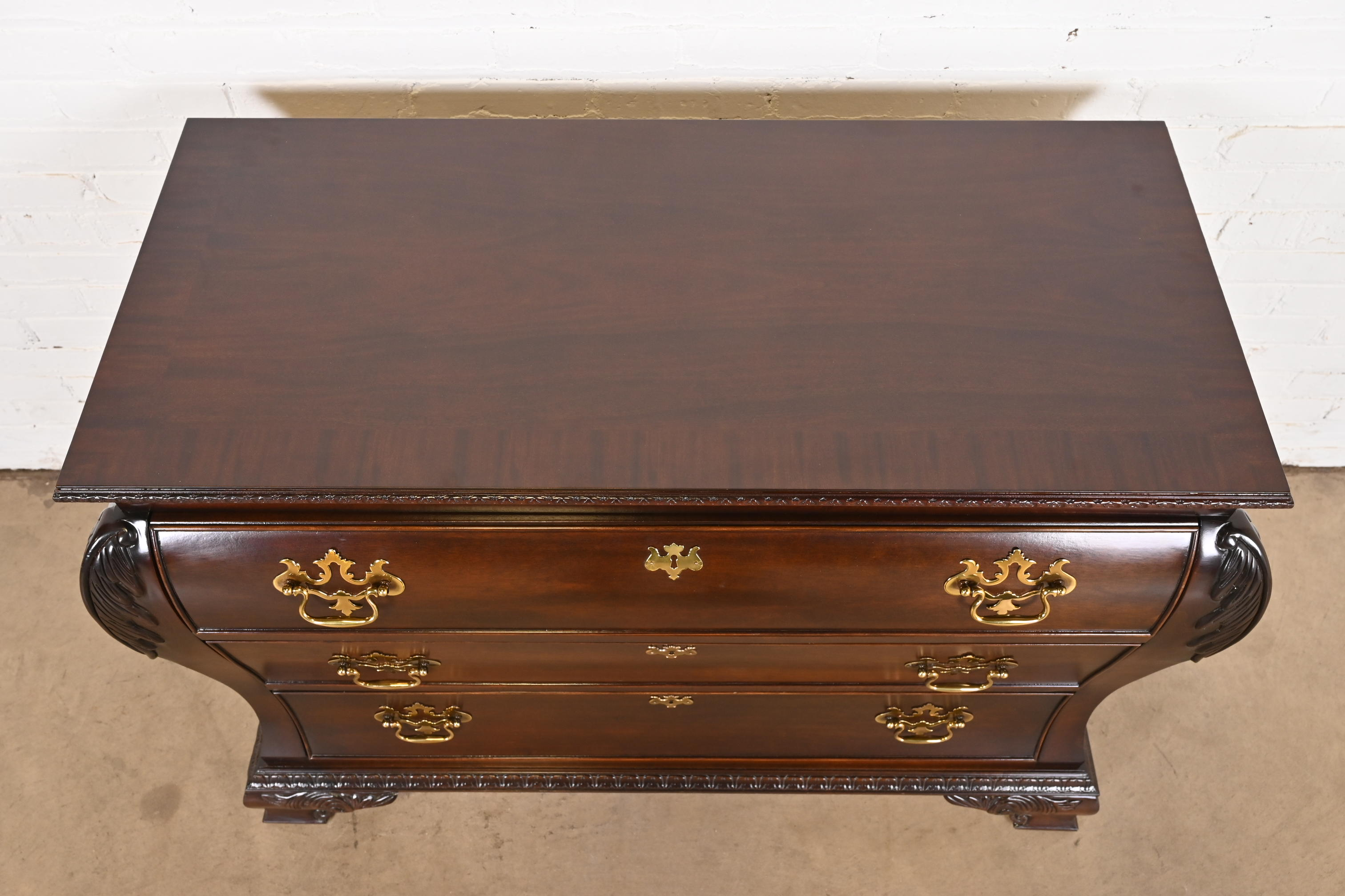 Century Furniture Georgian Carved Mahogany Bombay Dresser or Commode - Image 8