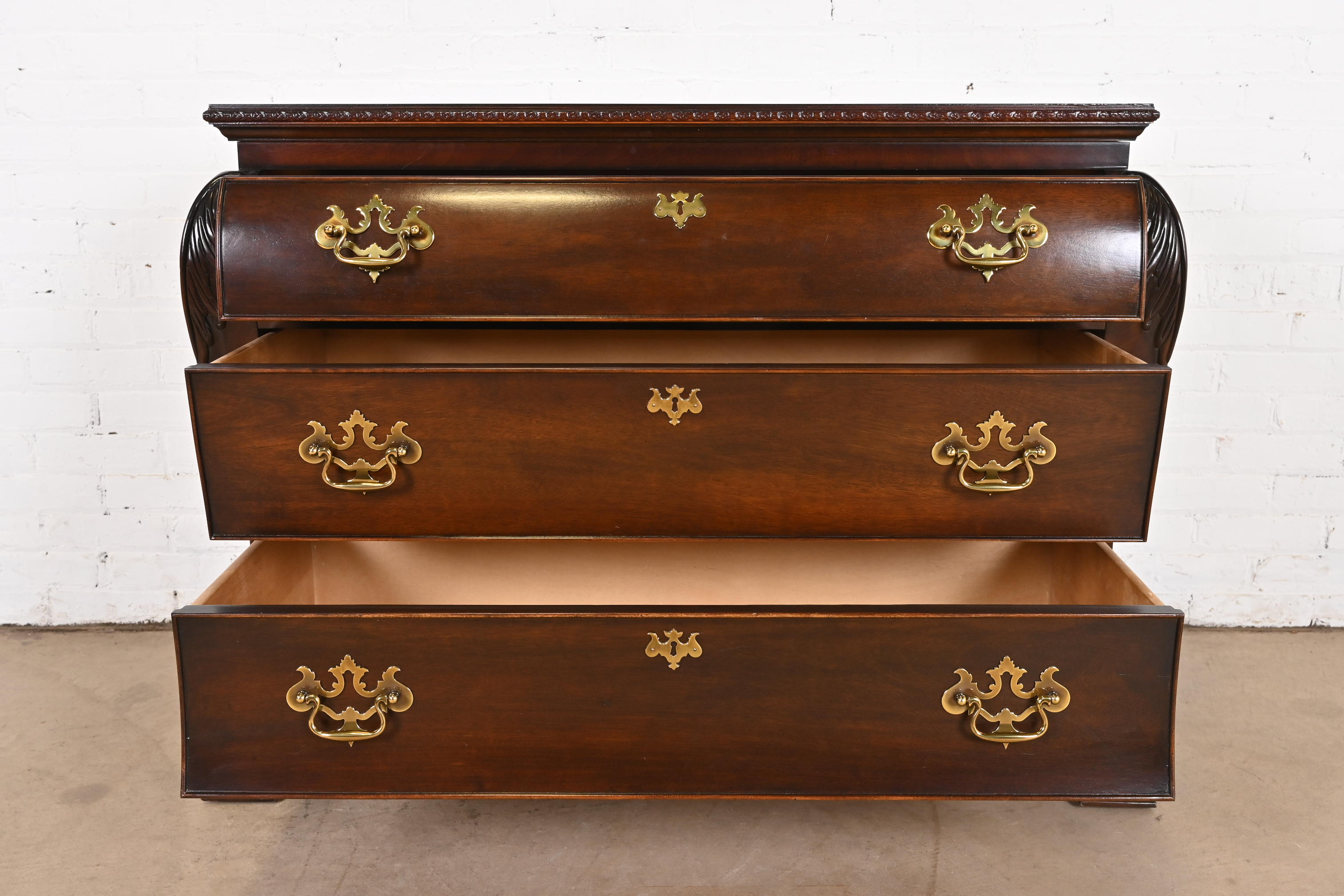 Century Furniture Georgian Carved Mahogany Bombay Dresser or Commode - Image 5