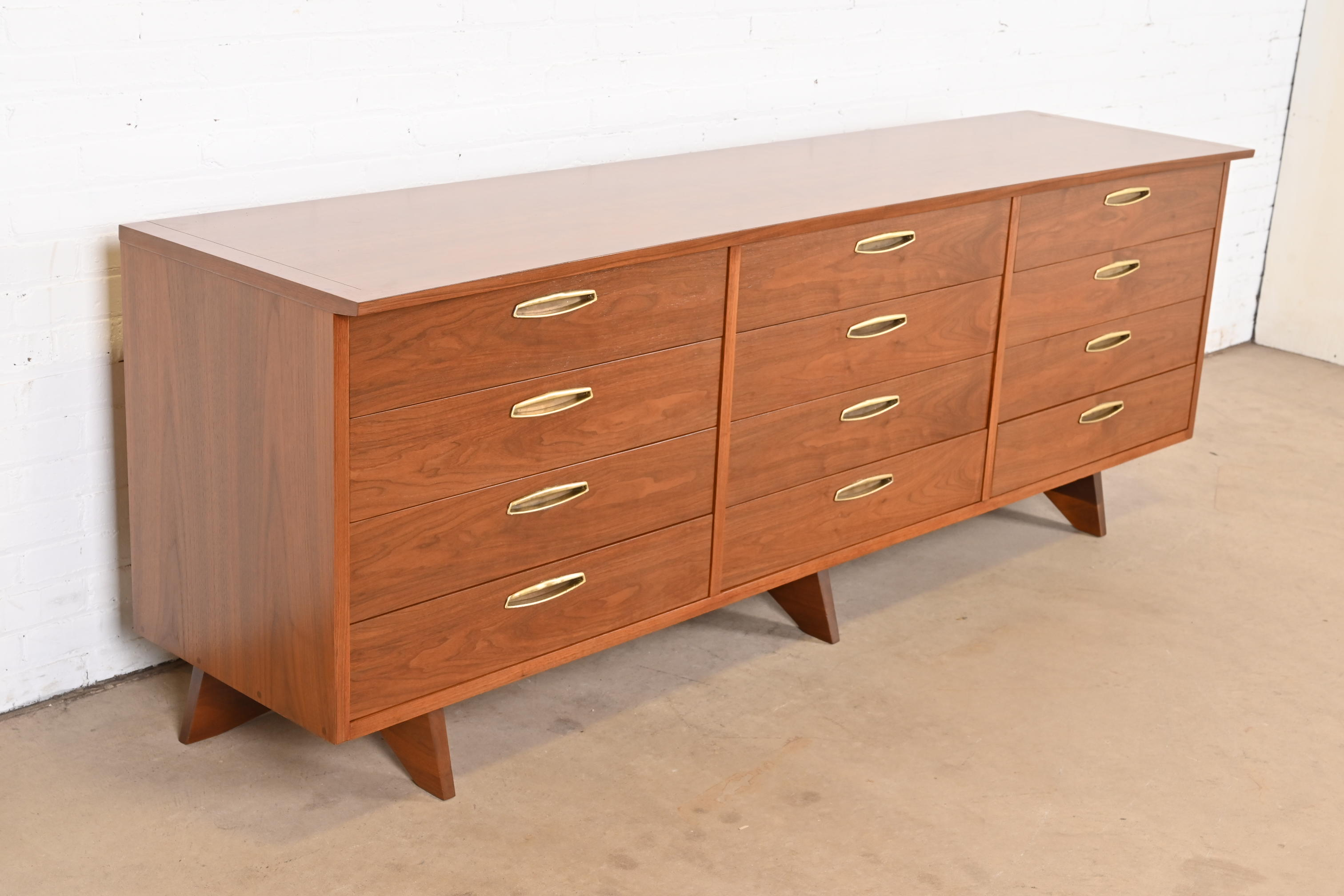 George Nakashima Monumental Sculpted Walnut Dresser for Widdicomb, Newly Restored - Image 6