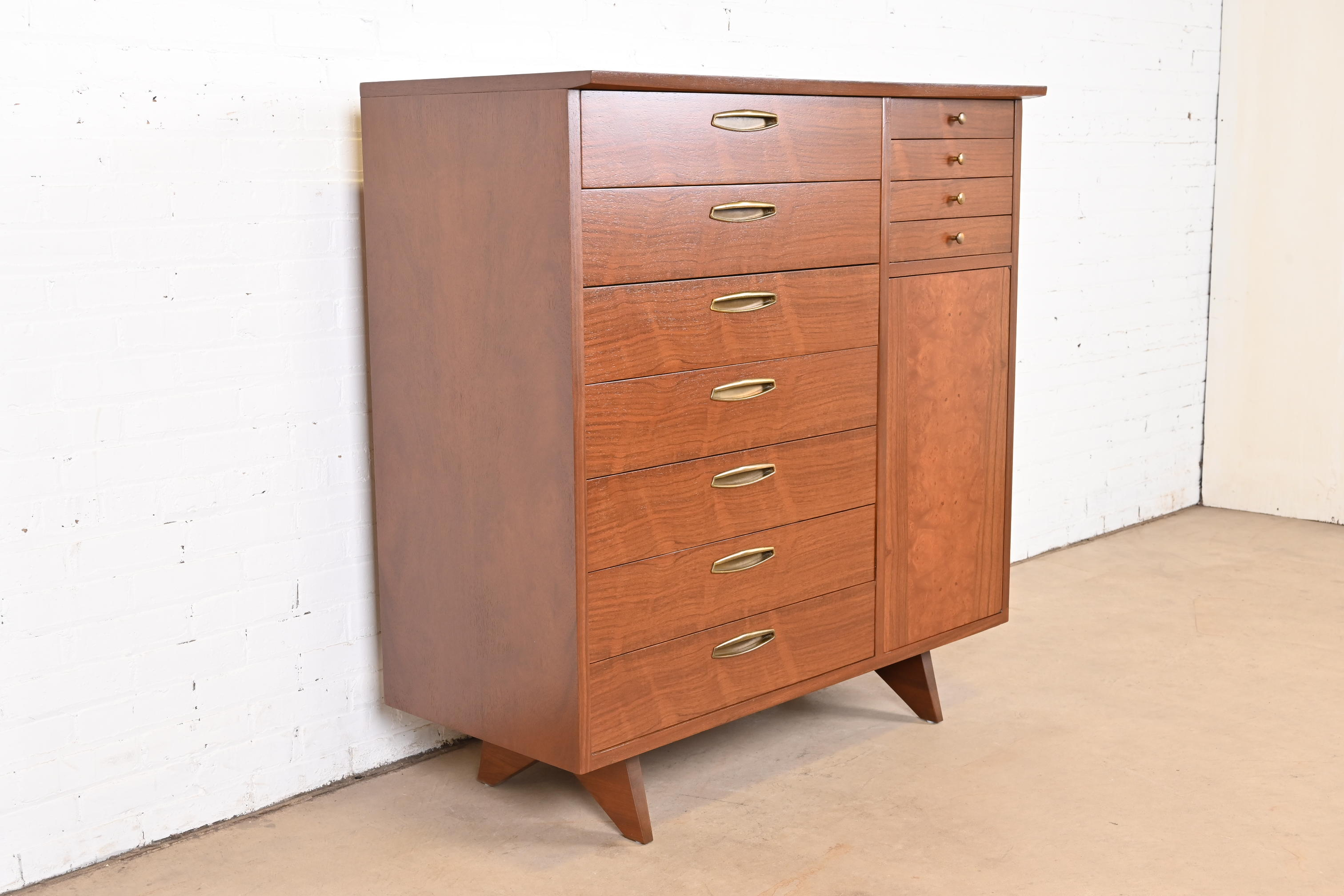George Nakashima Sculpted Walnut Gentleman's Chest for Widdicomb, Newly Restored - Image 3