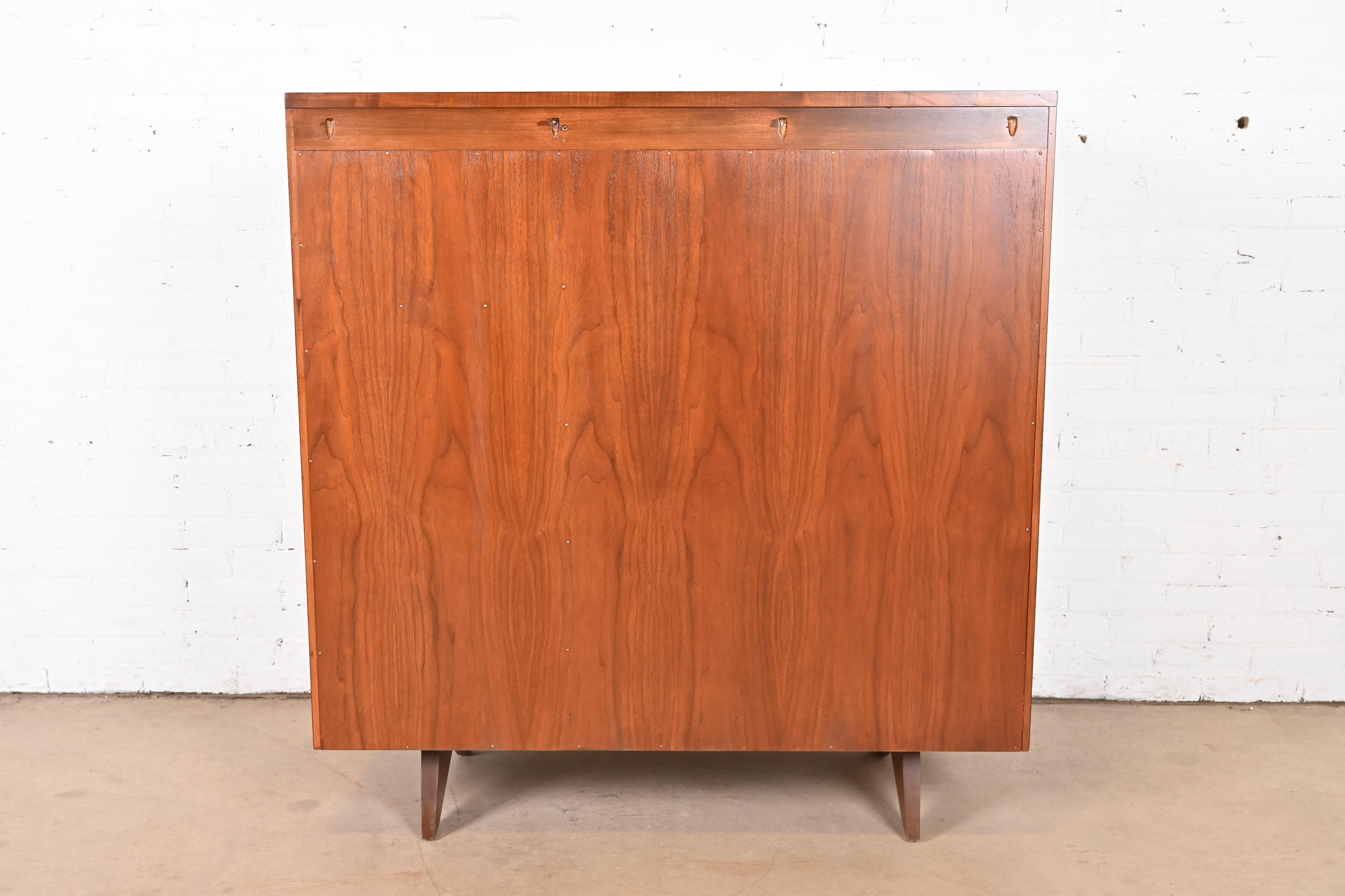 George Nakashima Sculpted Walnut Gentleman's Chest for Widdicomb, Newly Restored - Image 11