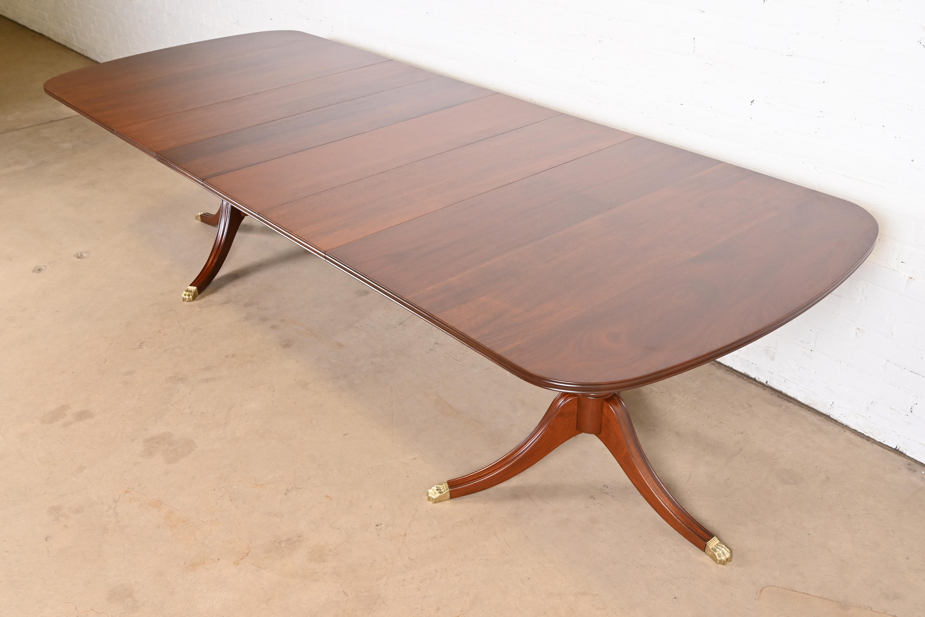Henkel Harris Georgian Mahogany Double Pedestal Extension Dining Table, Newly Refinished - Image 3
