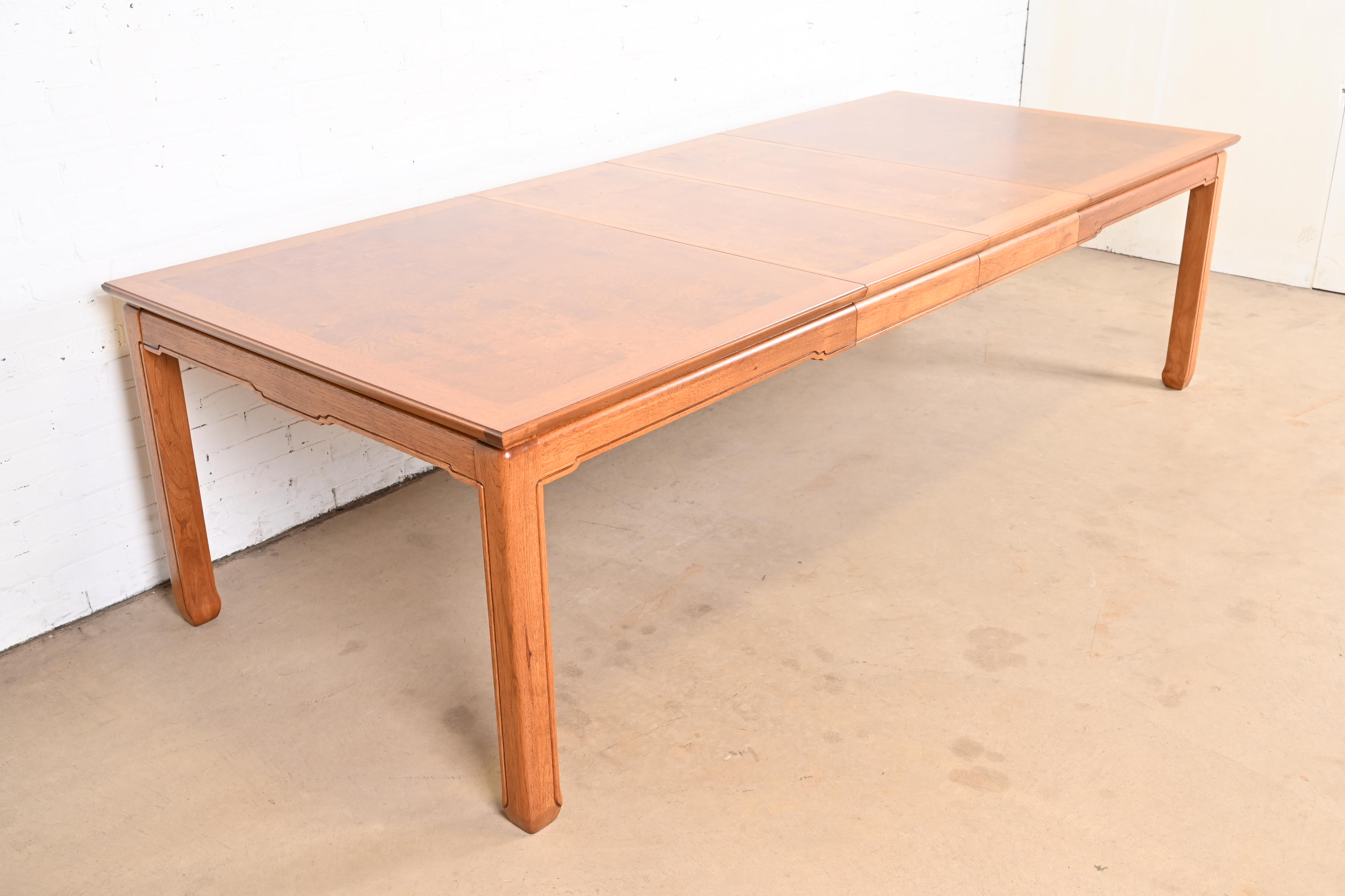 Henredon Mid-Century Hollywood Regency Burl Wood Extension Dining Table, Newly Refinished - Image 5