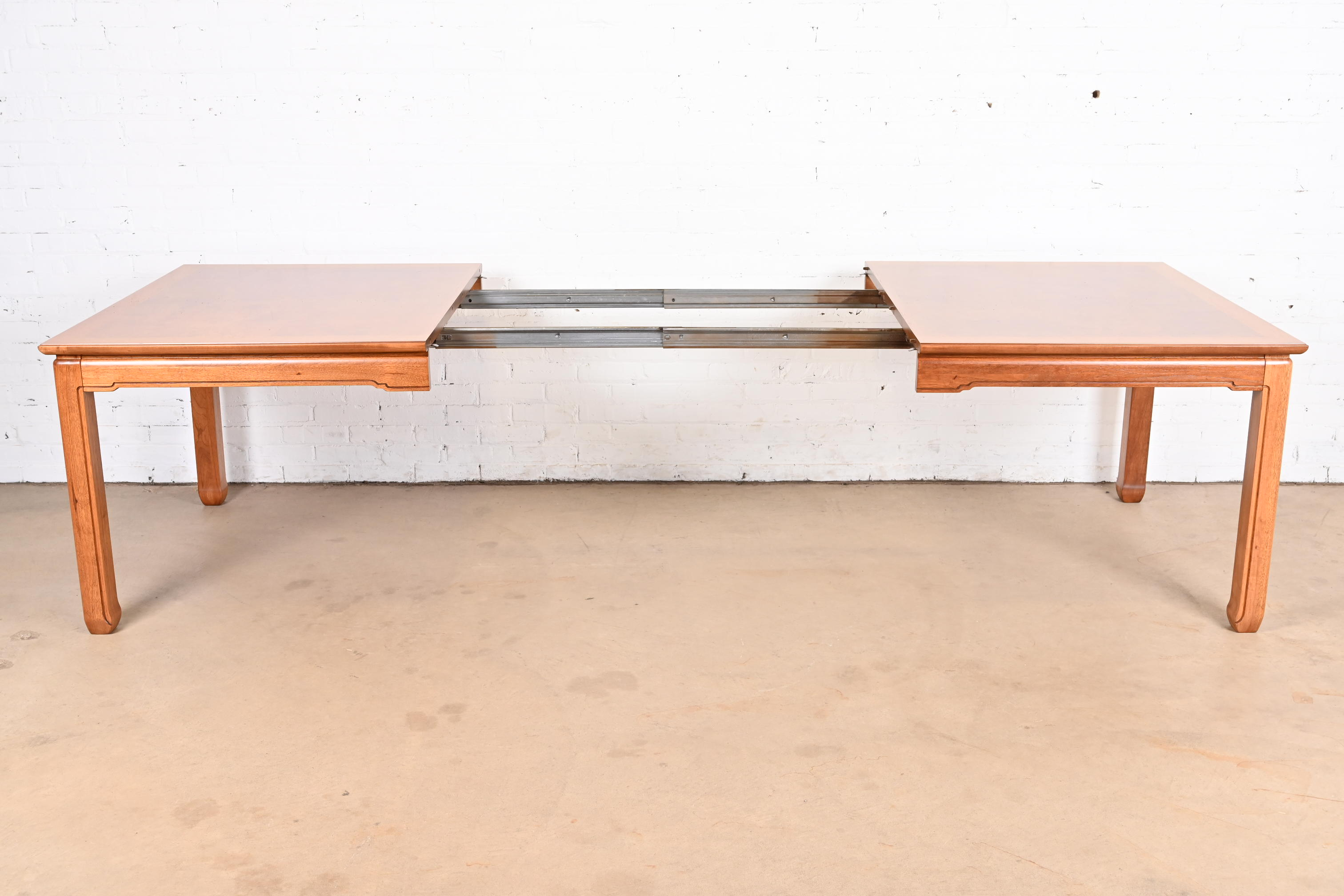 Henredon Mid-Century Hollywood Regency Burl Wood Extension Dining Table, Newly Refinished - Image 7