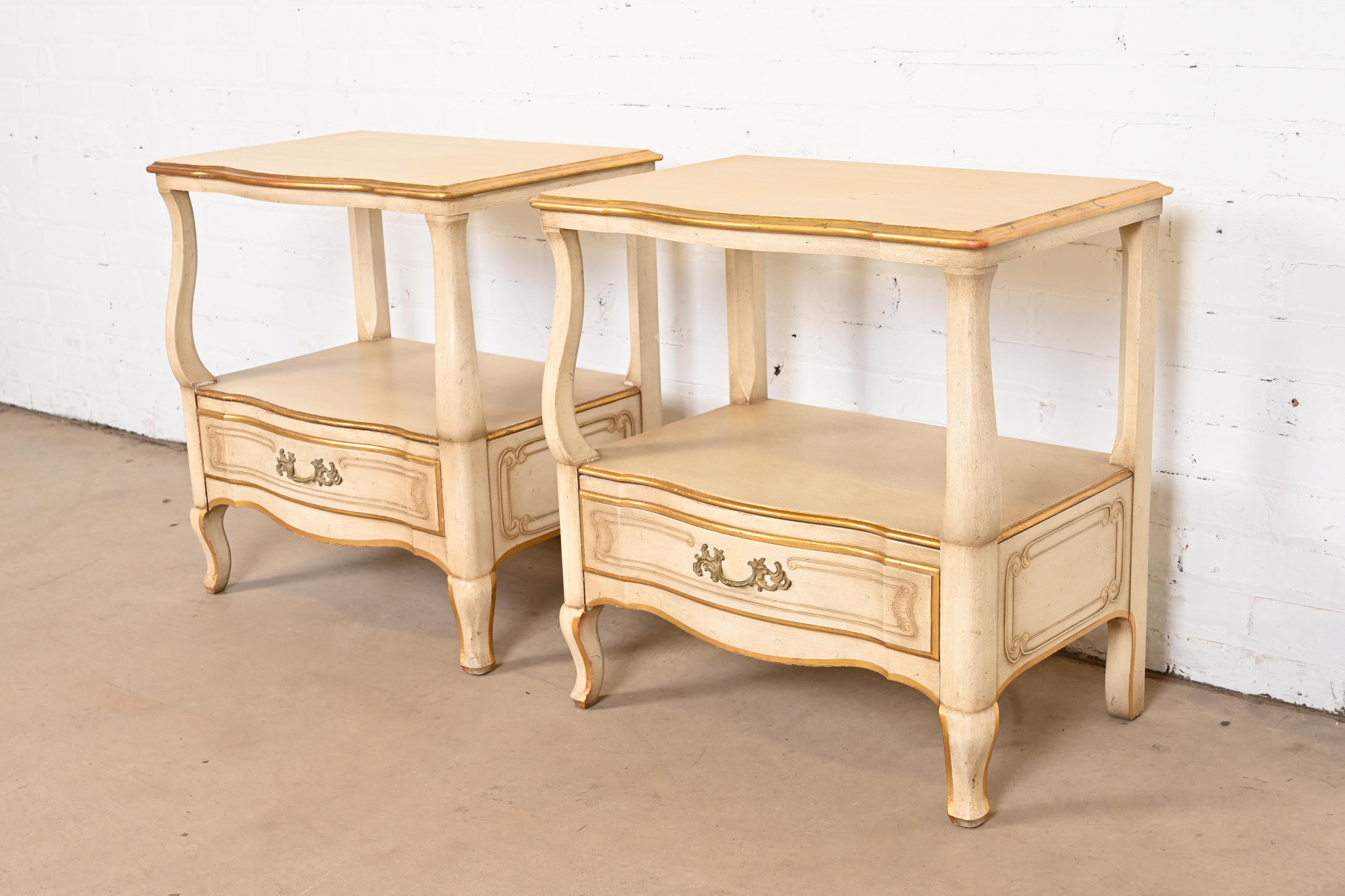 John Widdicomb French Provincial Louis XV Cream Lacquered and Parcel Gilt Nightstands, Circa 1950s - Image 3