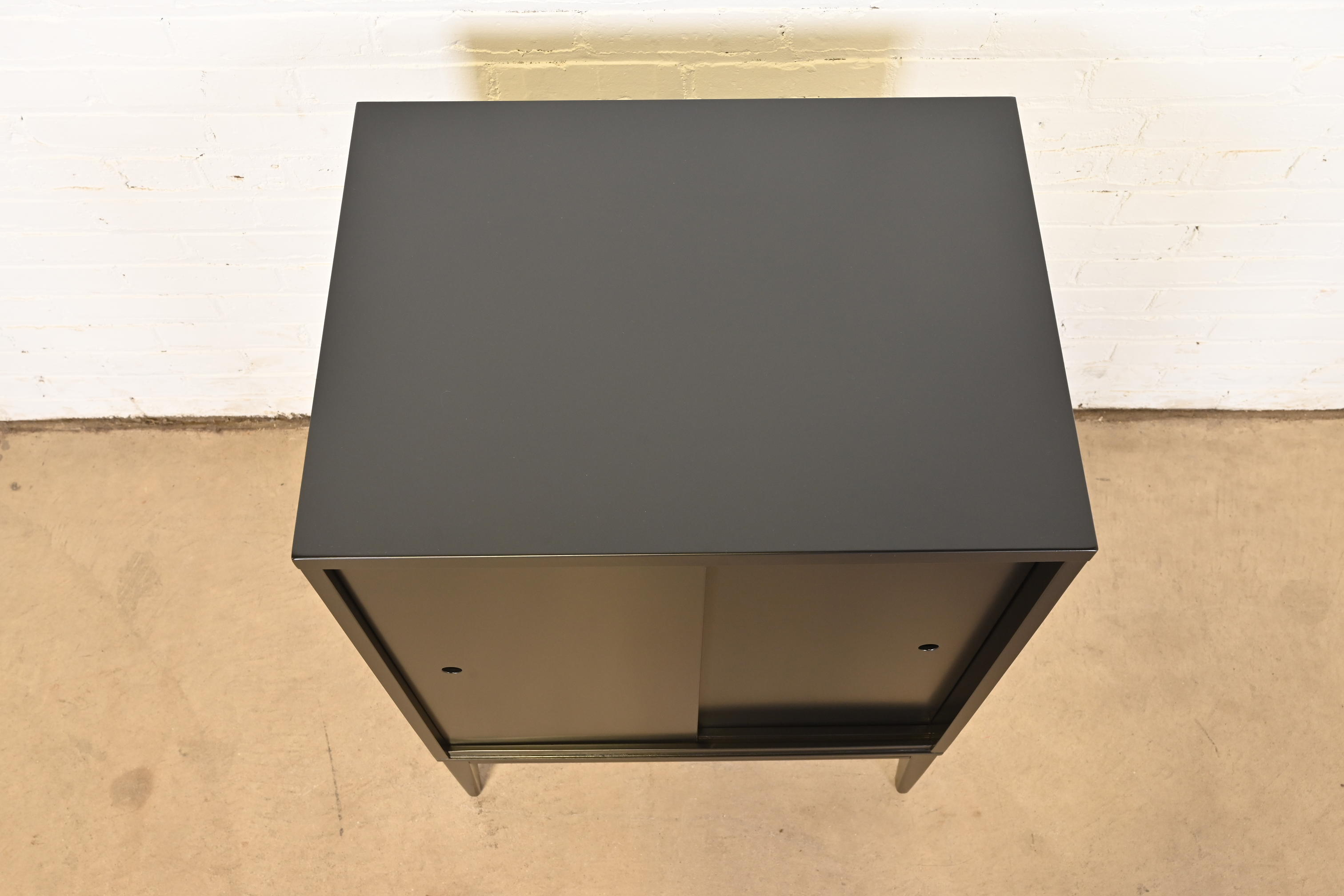 Paul McCobb Planner Group Black Lacquered Record Cabinet With Sliding Doors, Newly Refinished - Image 8