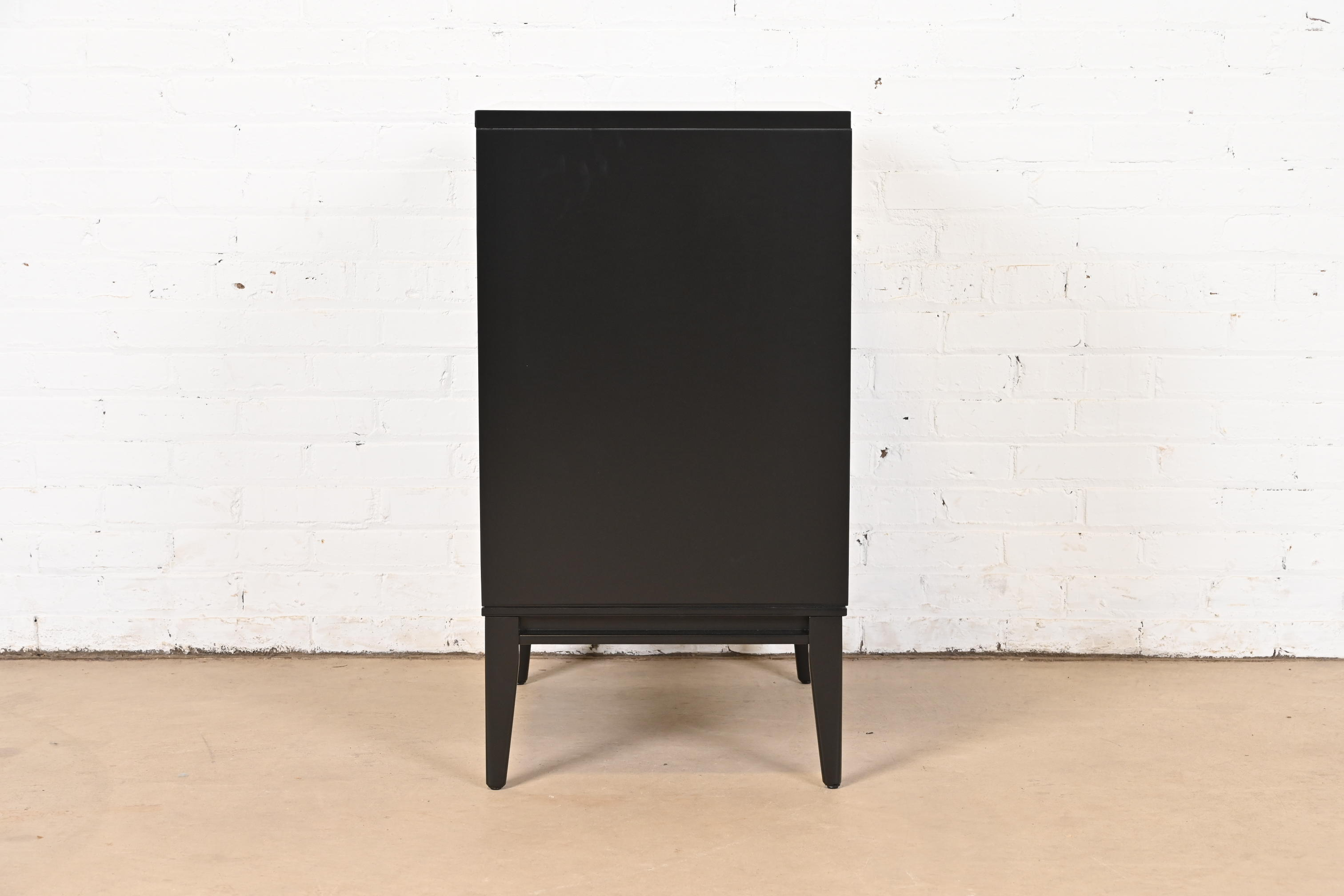 Paul McCobb Planner Group Black Lacquered Record Cabinet With Sliding Doors, Newly Refinished - Image 9