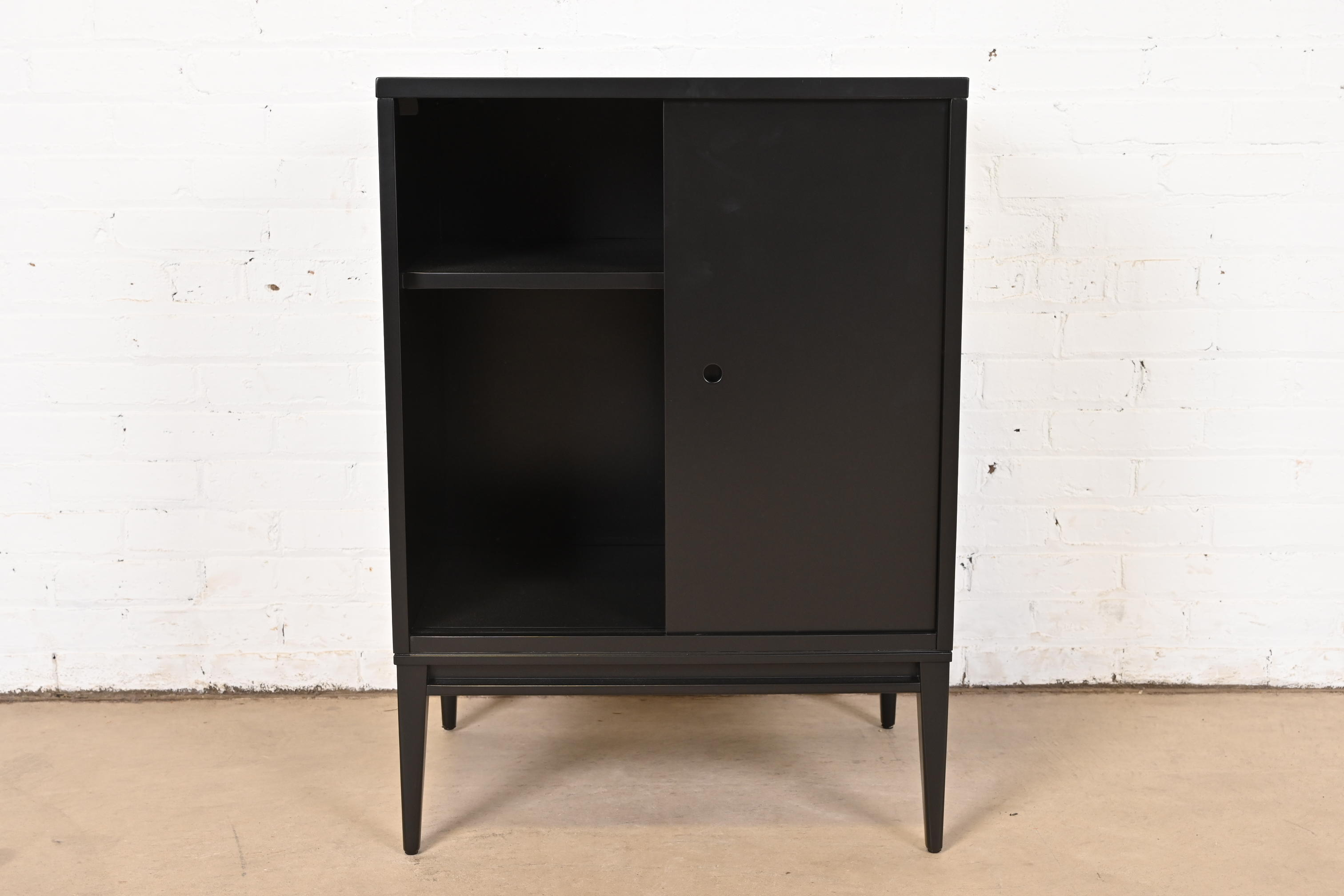 Paul McCobb Planner Group Black Lacquered Record Cabinet With Sliding Doors, Newly Refinished - Image 6