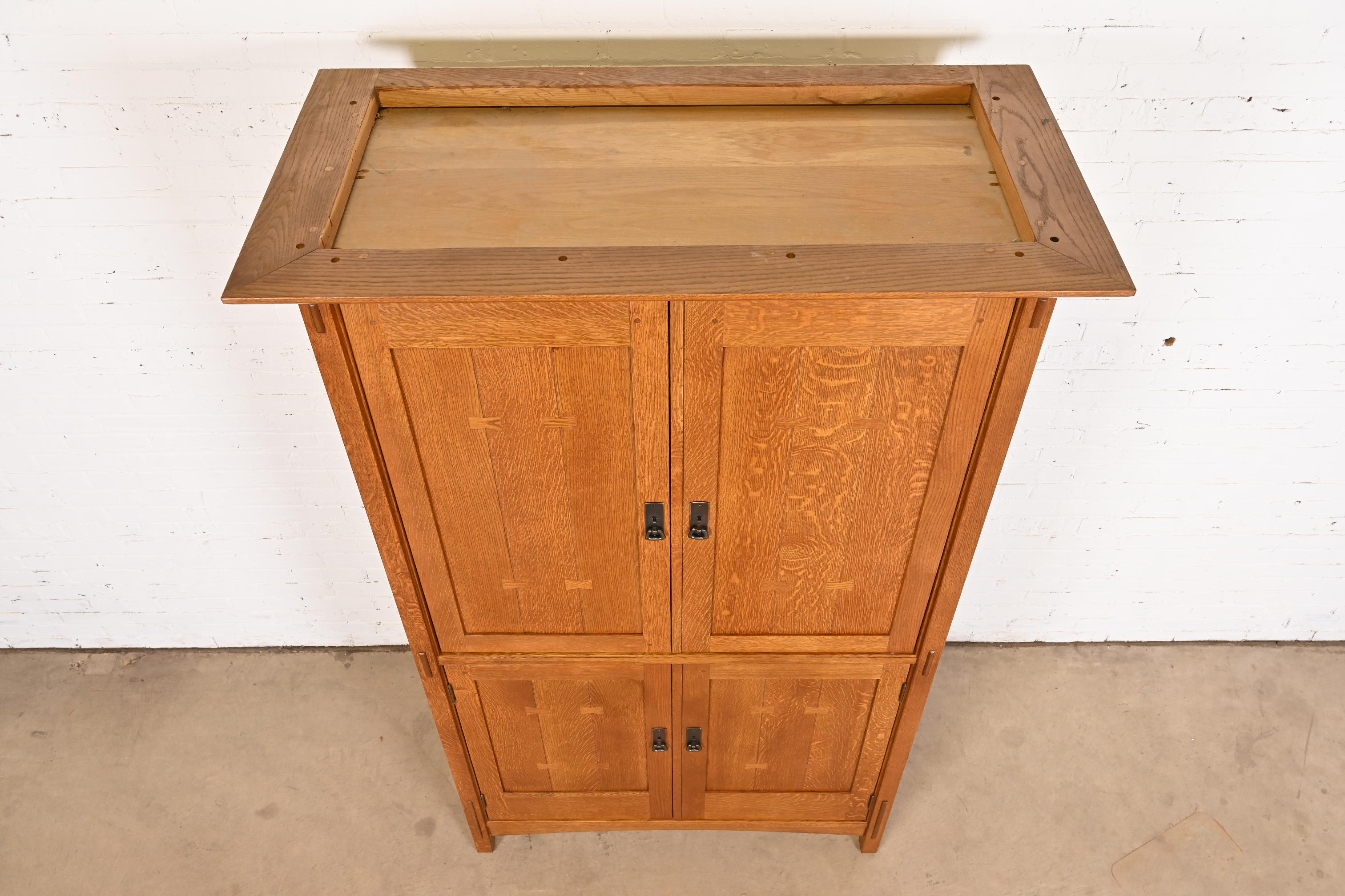 Stickley Mission Oak Arts & Crafts Media Armoire Cabinet - Image 9