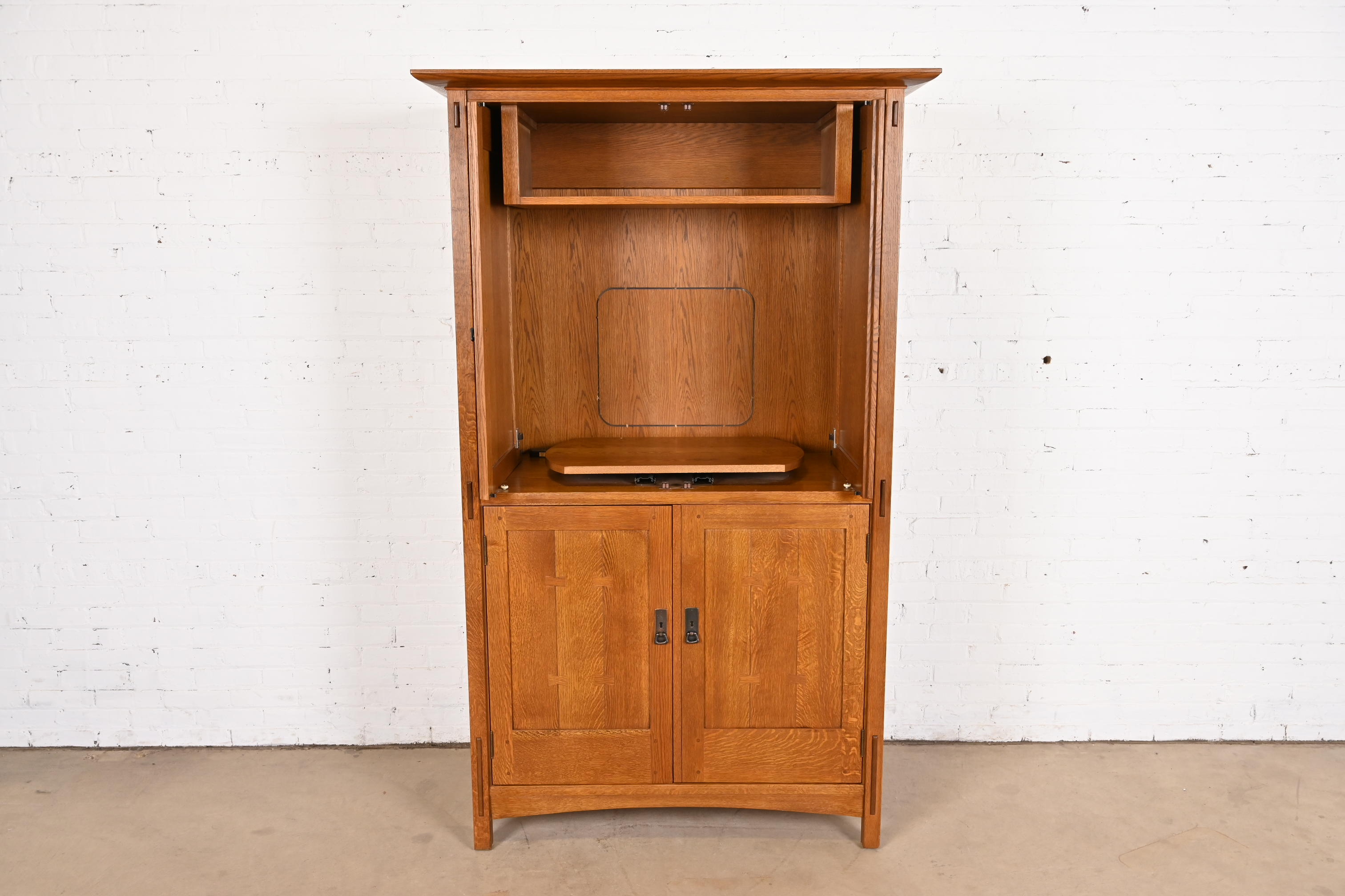 Stickley Mission Oak Arts & Crafts Media Armoire Cabinet - Image 7