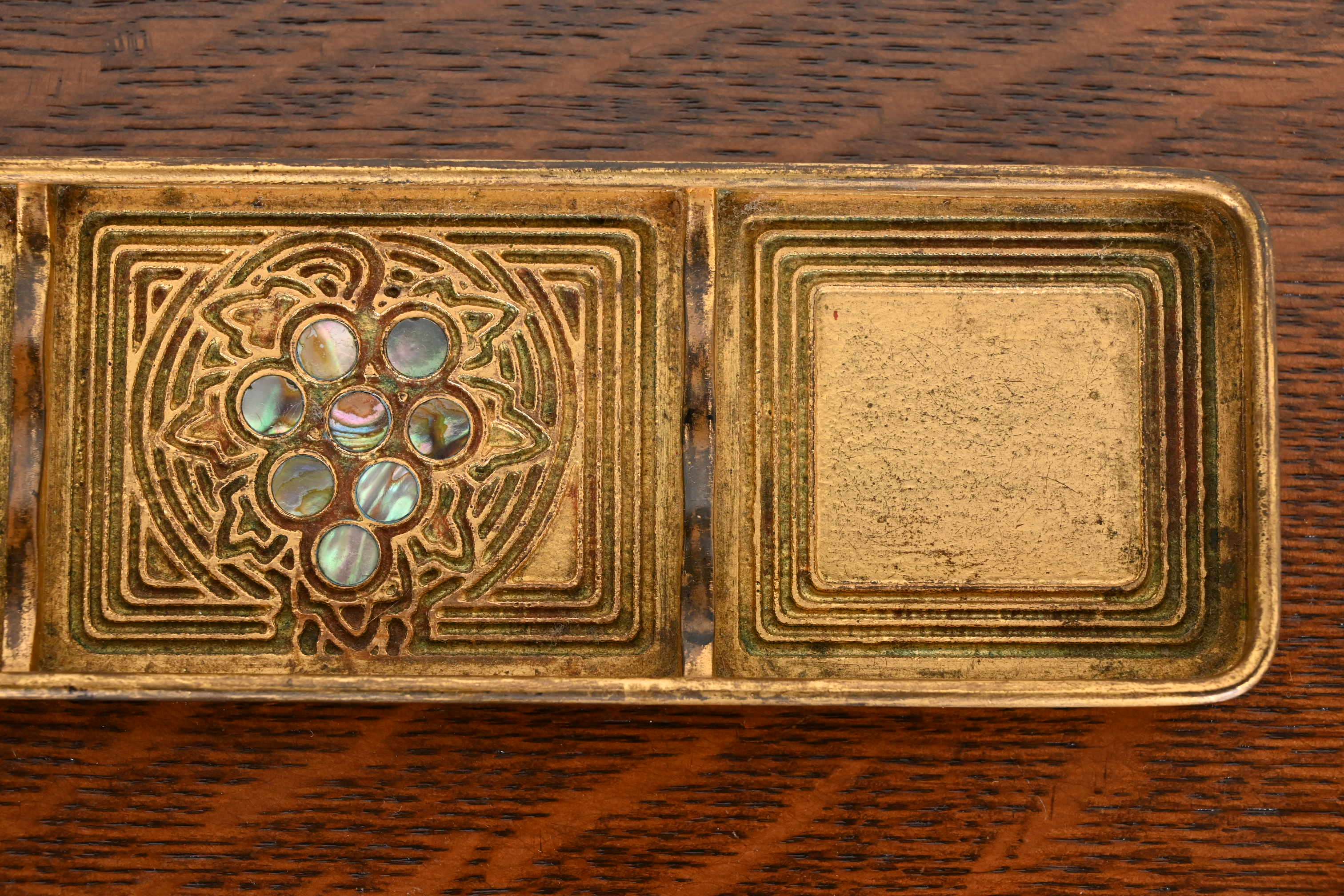 Tiffany Studios New York Bronze Doré and Abalone Pen Tray - Image 8