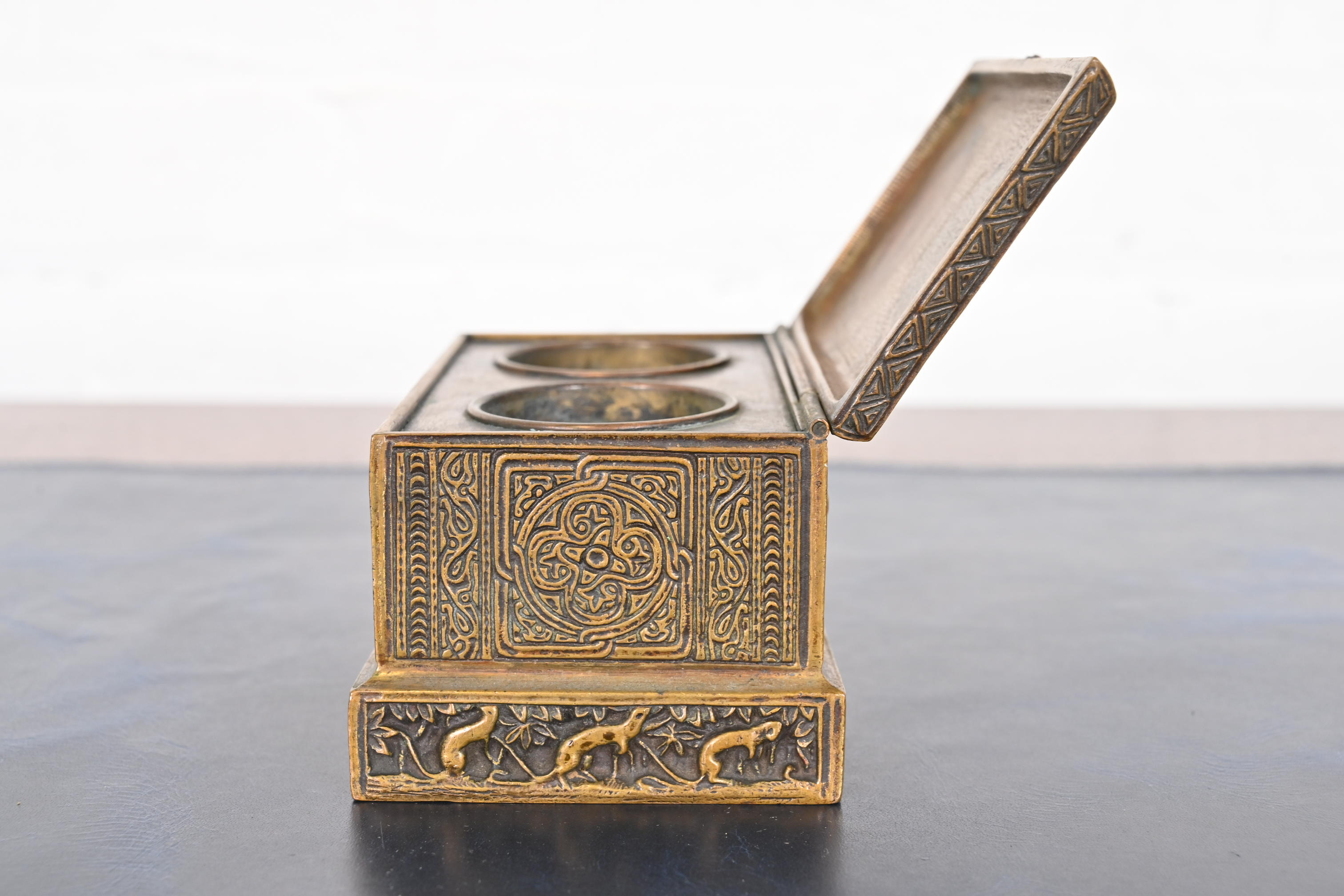 Tiffany Studios New York Venetian Bronze Double Inkwell - Image 8