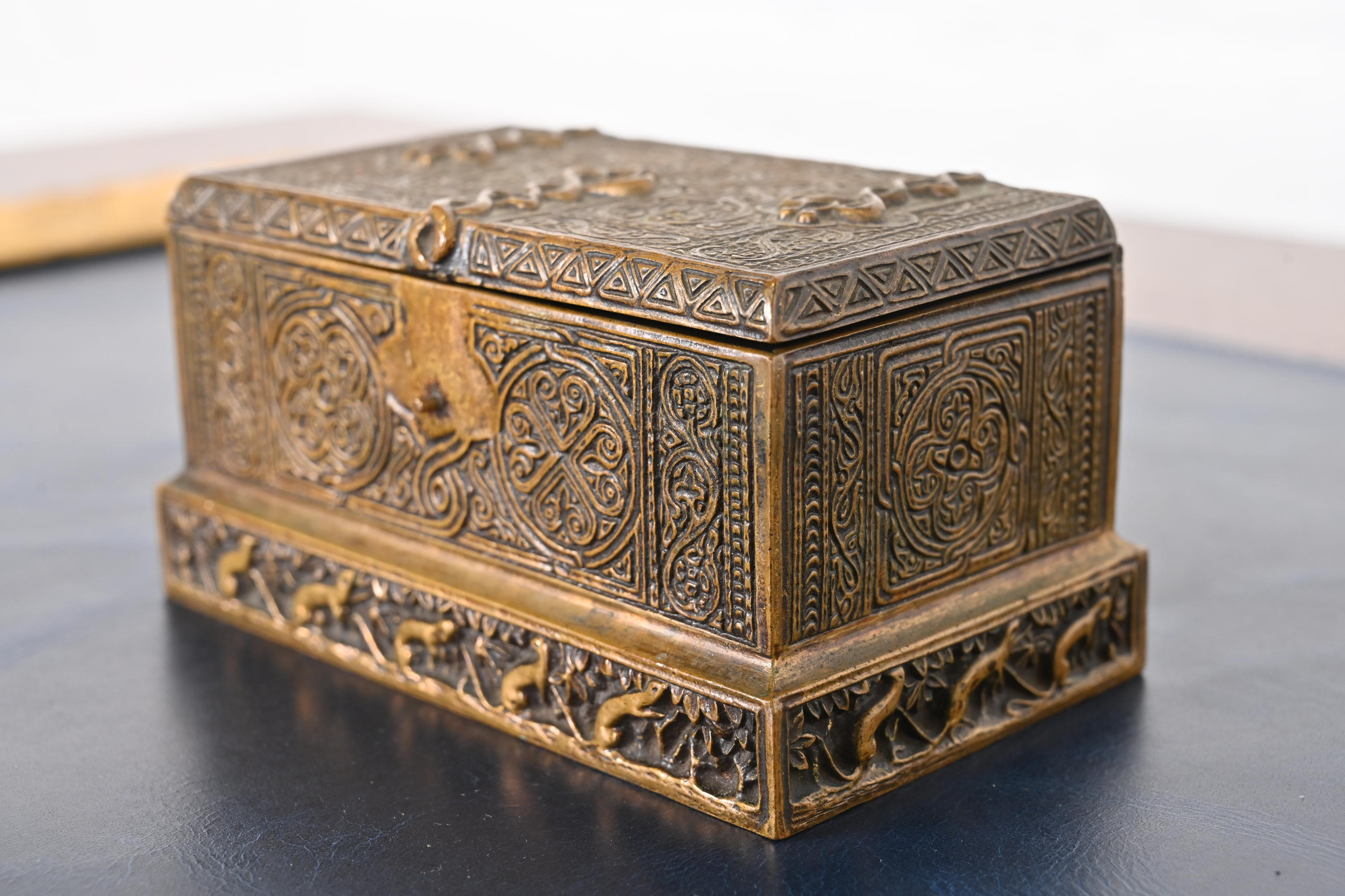 Tiffany Studios New York Venetian Bronze Double Inkwell - Image 2