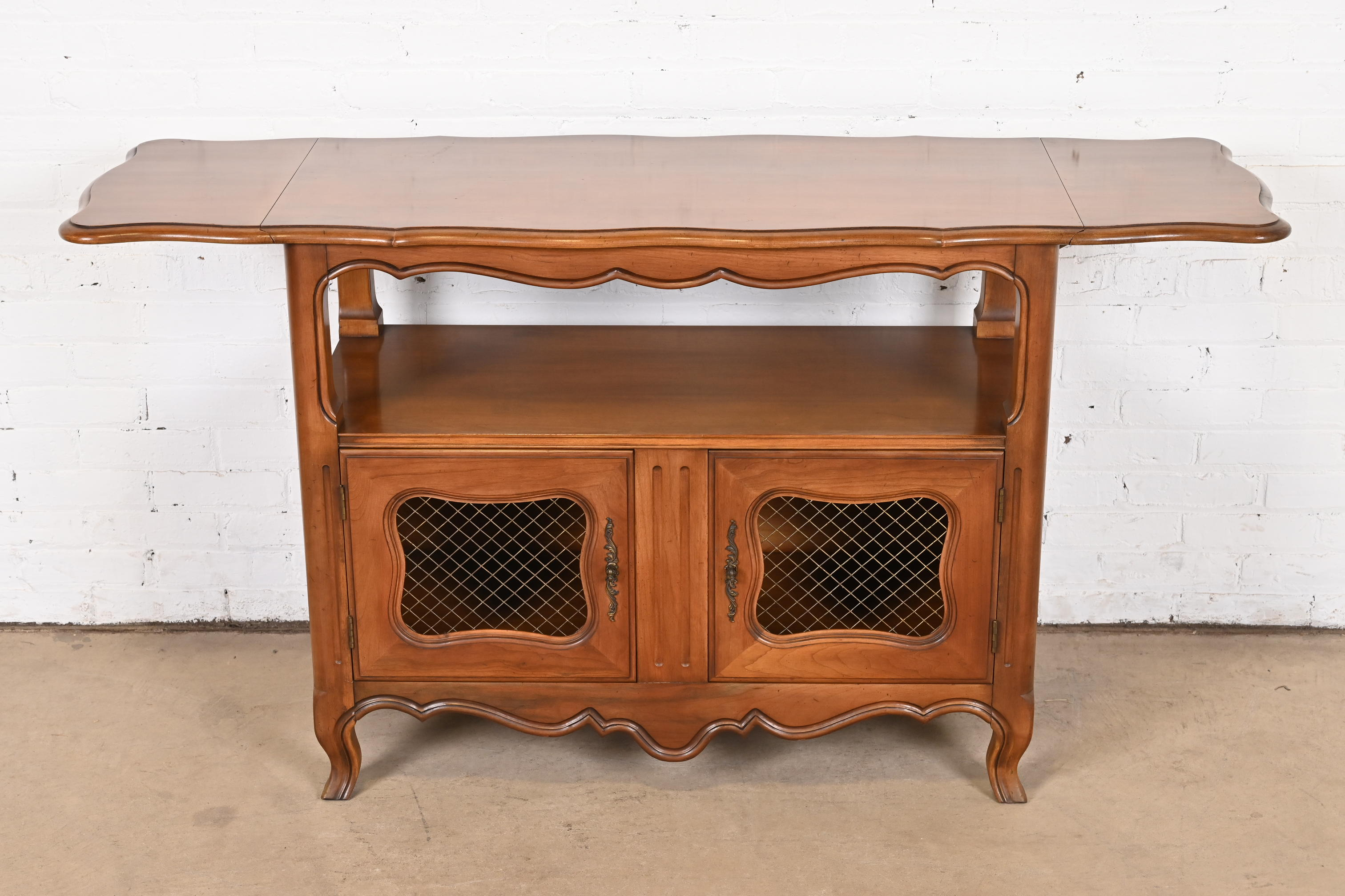 Kindel Furniture French Provincial Louis XV Cherry Wood Buffet Server or Bar Cabinet, Circa 1970s - Image 7