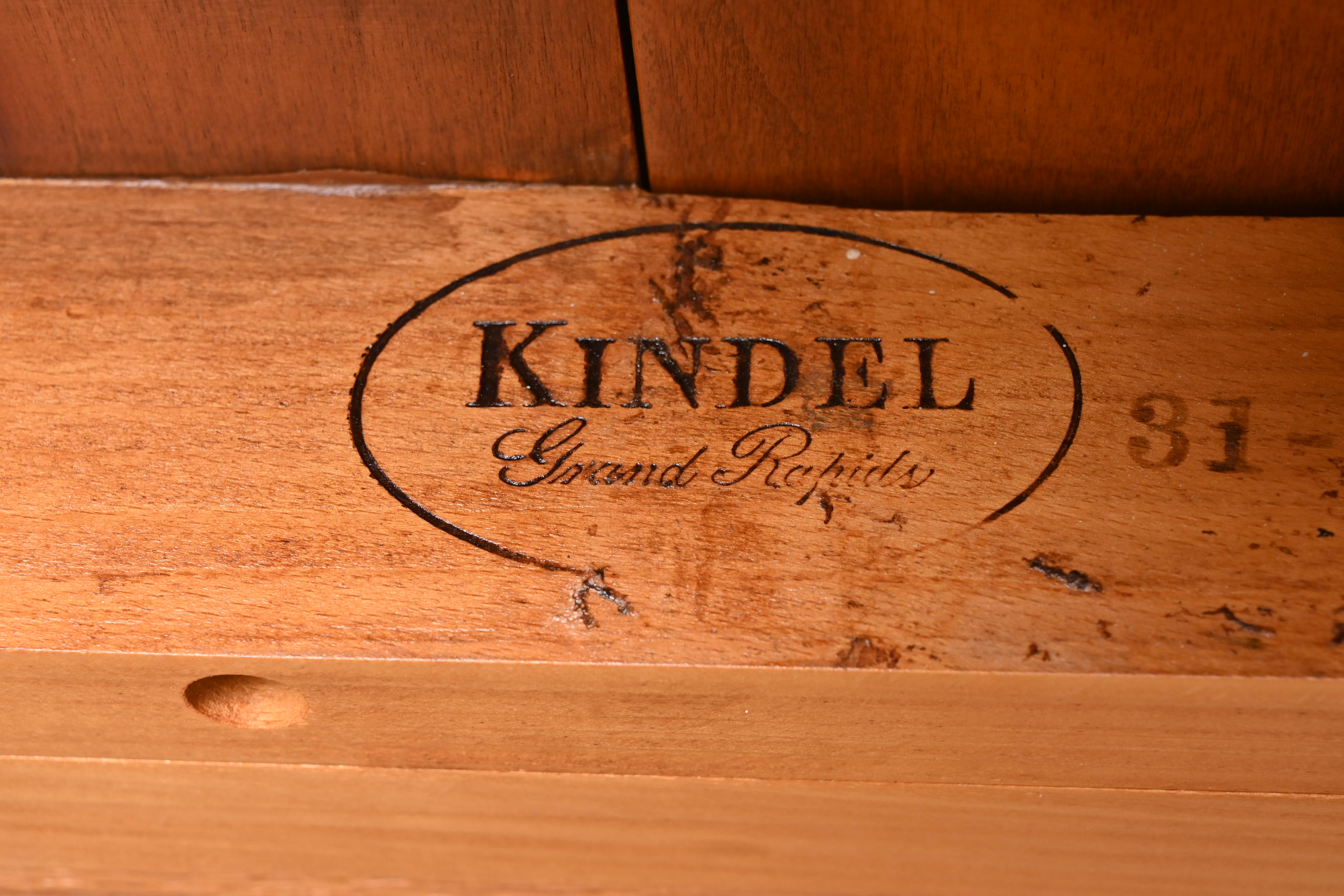 Kindel Furniture French Provincial Louis XV Cherry Wood Extension Dining Table, Newly Refinished - Image 11