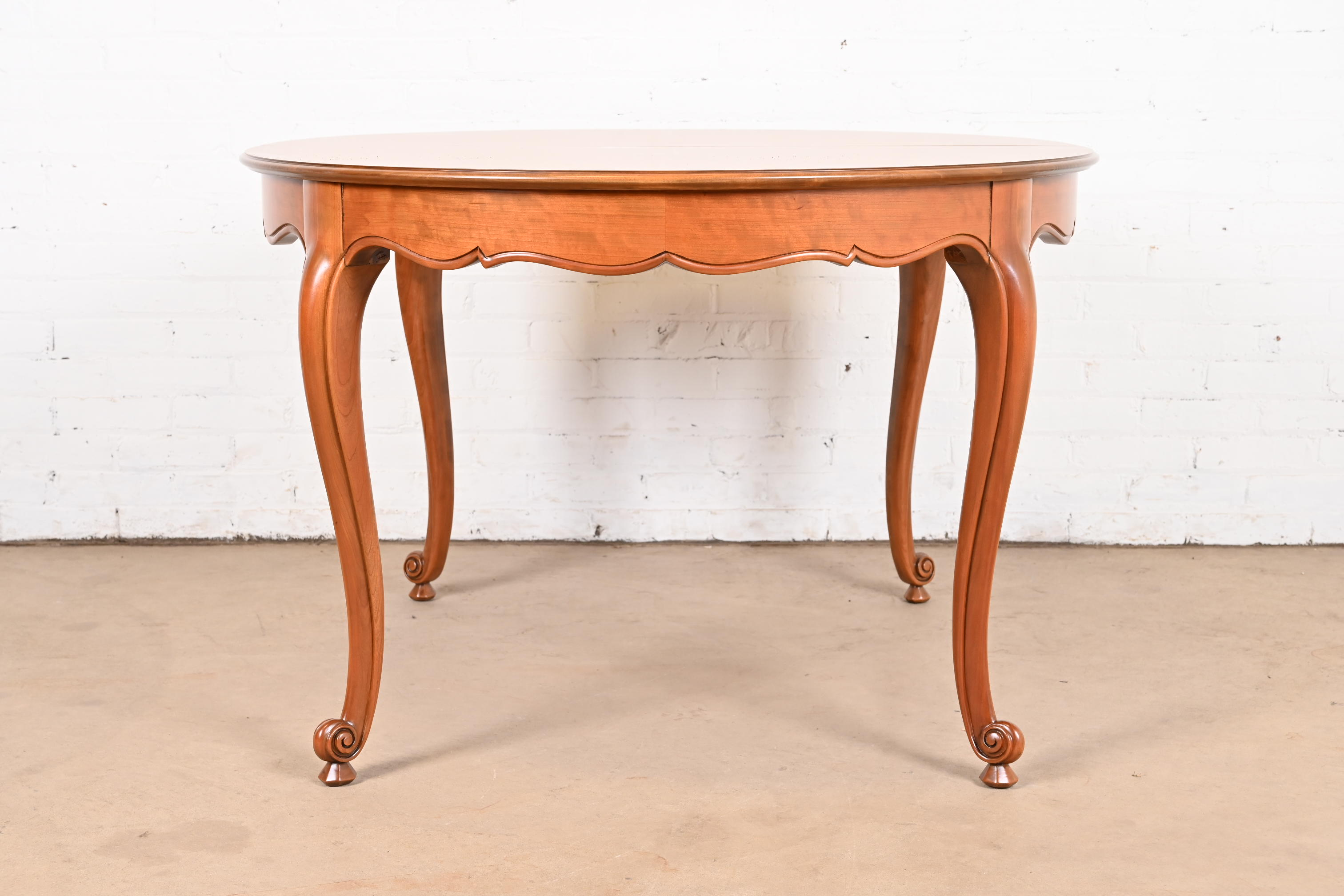 Kindel Furniture French Provincial Louis XV Cherry Wood Extension Dining Table, Newly Refinished - Image 10