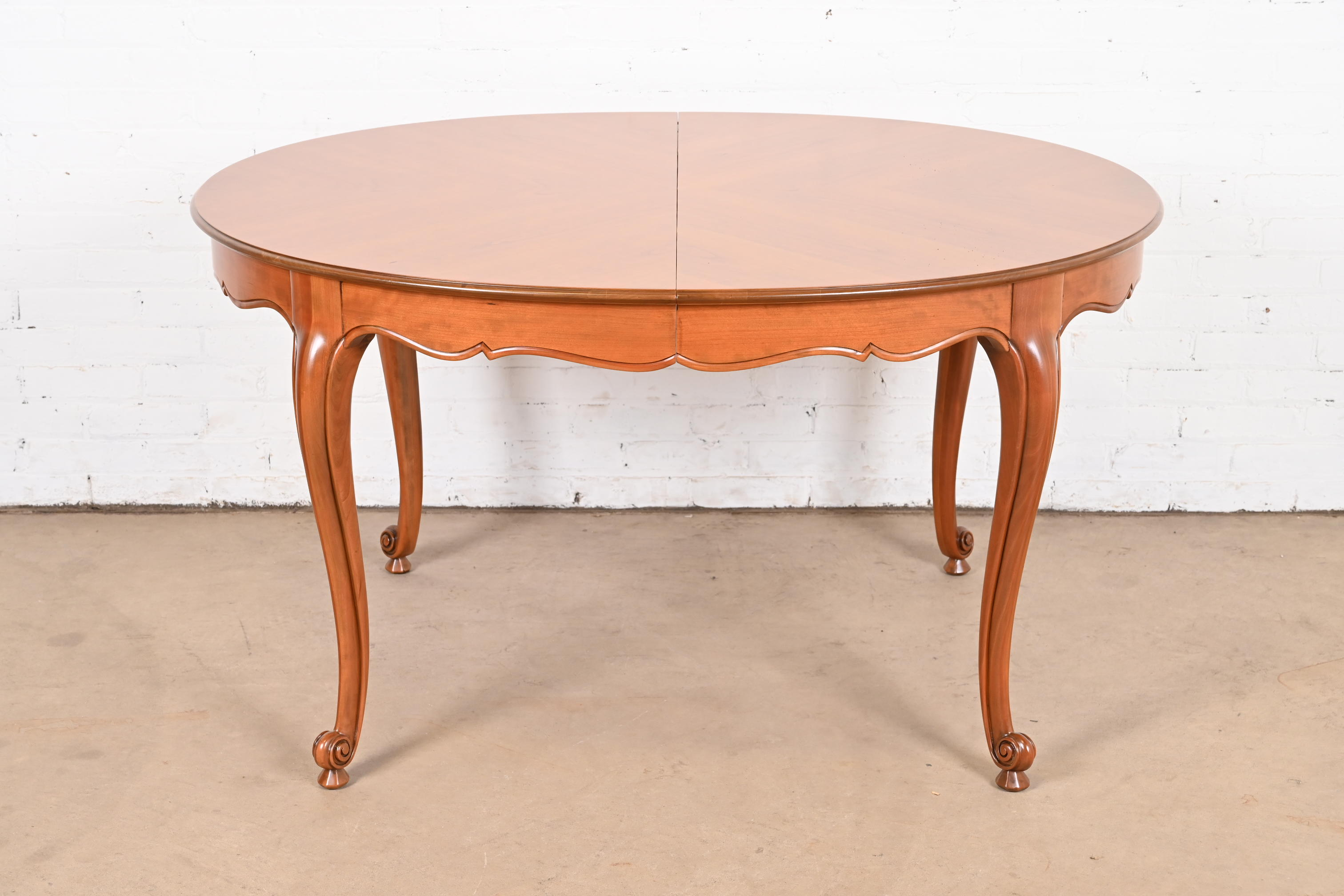 Kindel Furniture French Provincial Louis XV Cherry Wood Extension Dining Table, Newly Refinished - Image 9