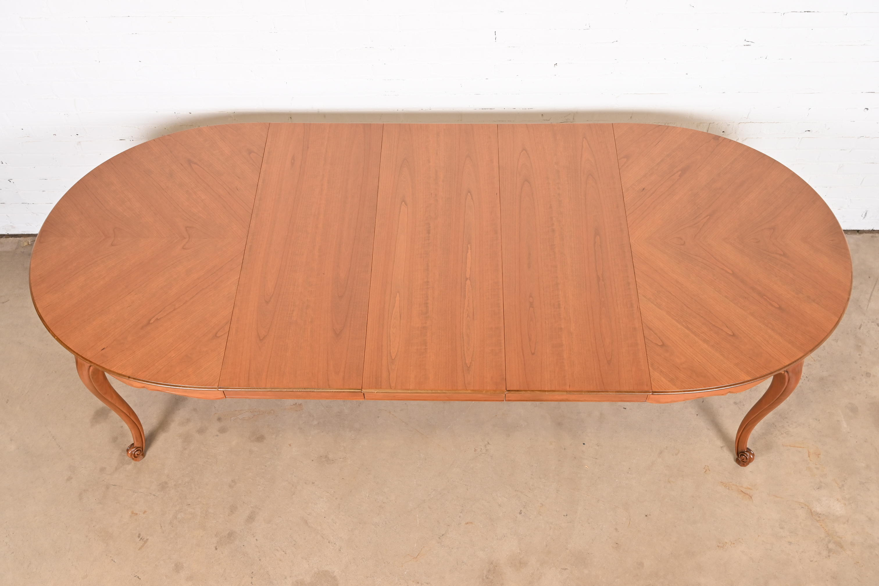 Kindel Furniture French Provincial Louis XV Cherry Wood Extension Dining Table, Newly Refinished - Image 7