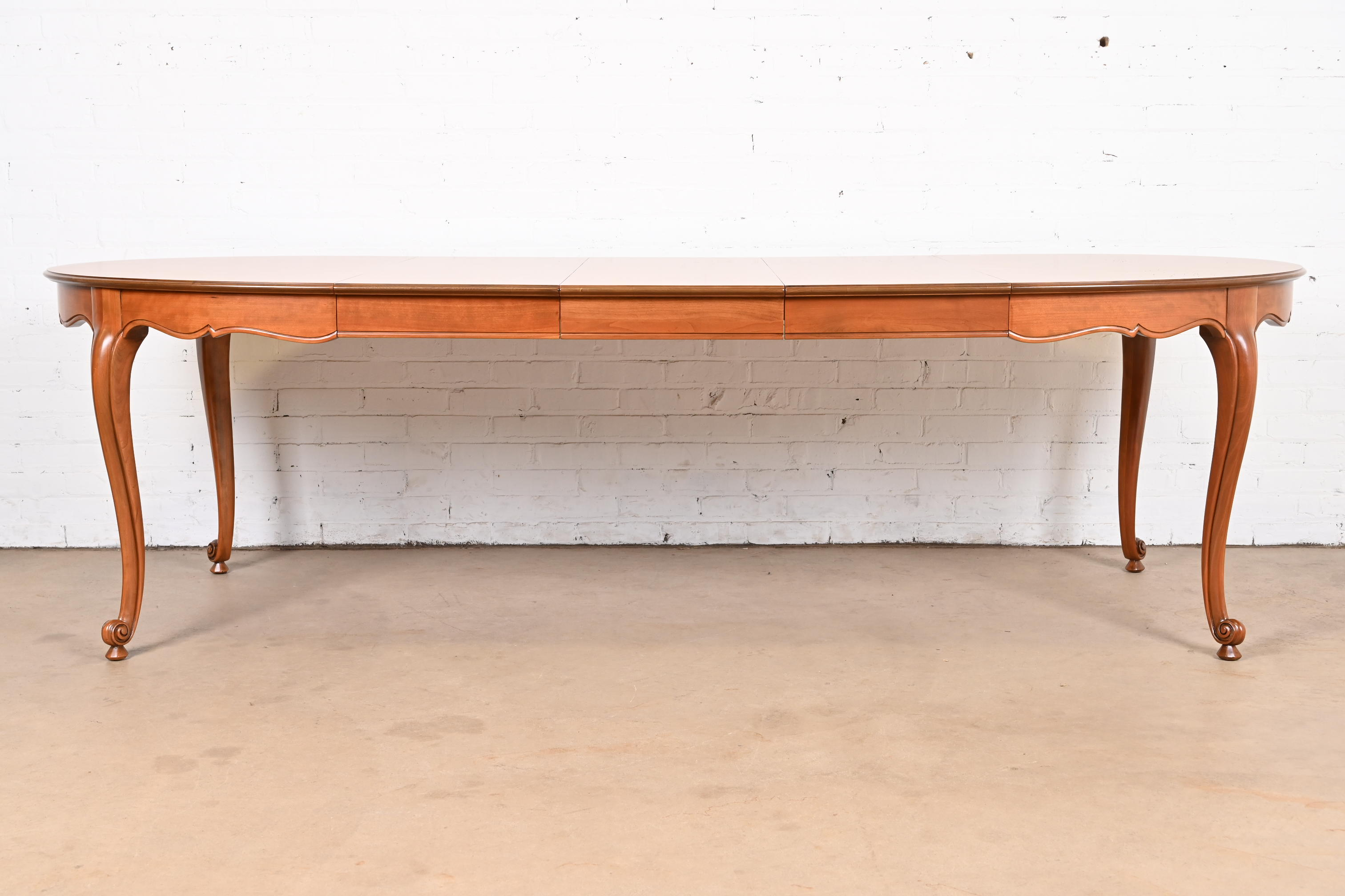 Kindel Furniture French Provincial Louis XV Cherry Wood Extension Dining Table, Newly Refinished - Image 4