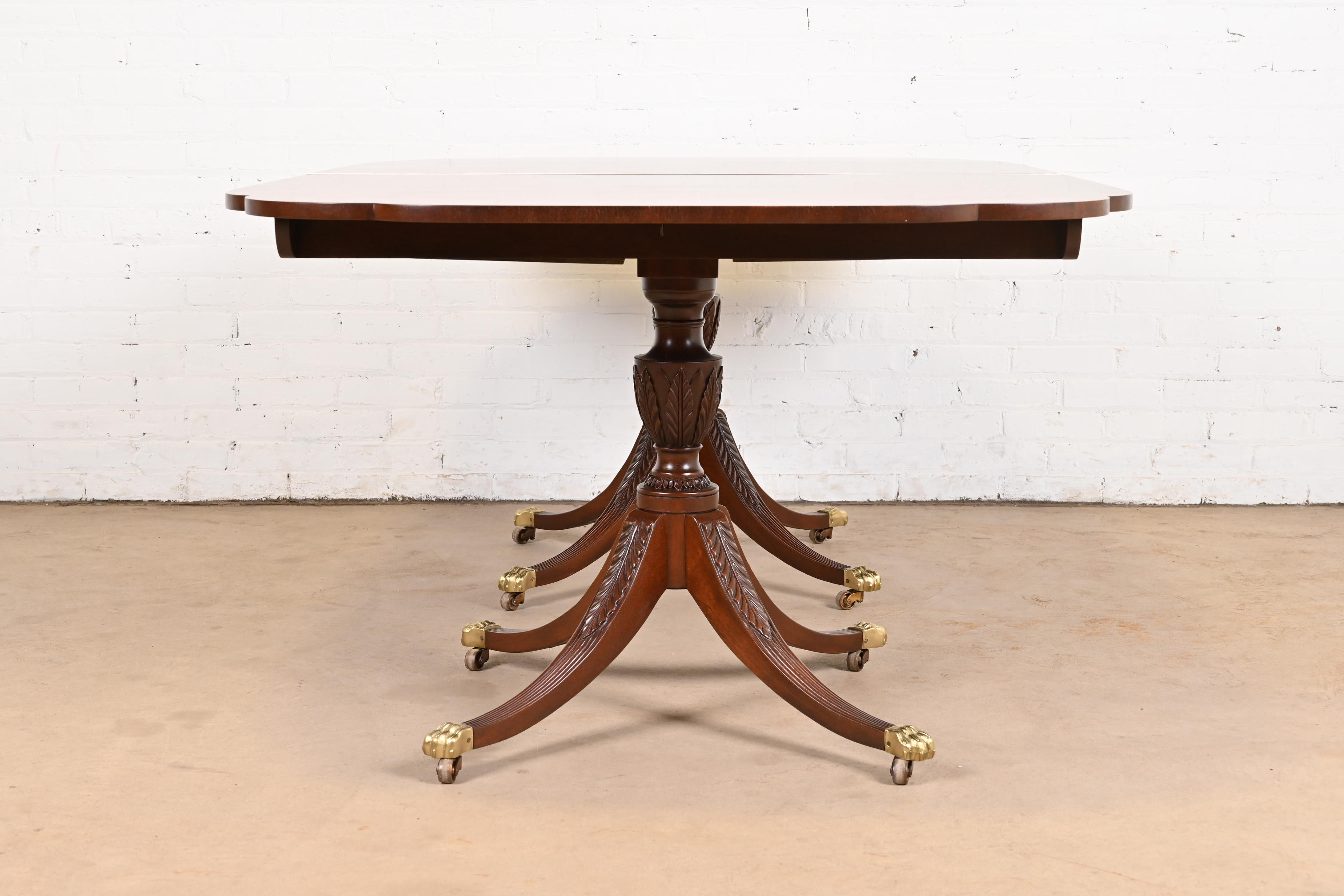 Kindel Furniture Georgian Mahogany Double Pedestal Extension Dining Table, Newly Refinished - Image 9