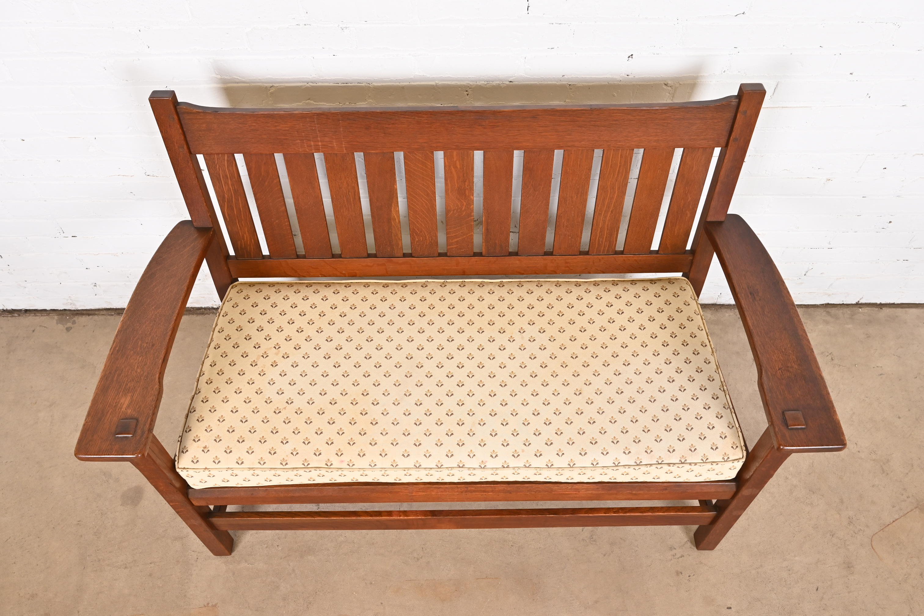 L. & J. G. Stickley Antique Mission Oak Arts & Crafts Open Arm Settee or Loveseat, Circa 1900 - Image 5
