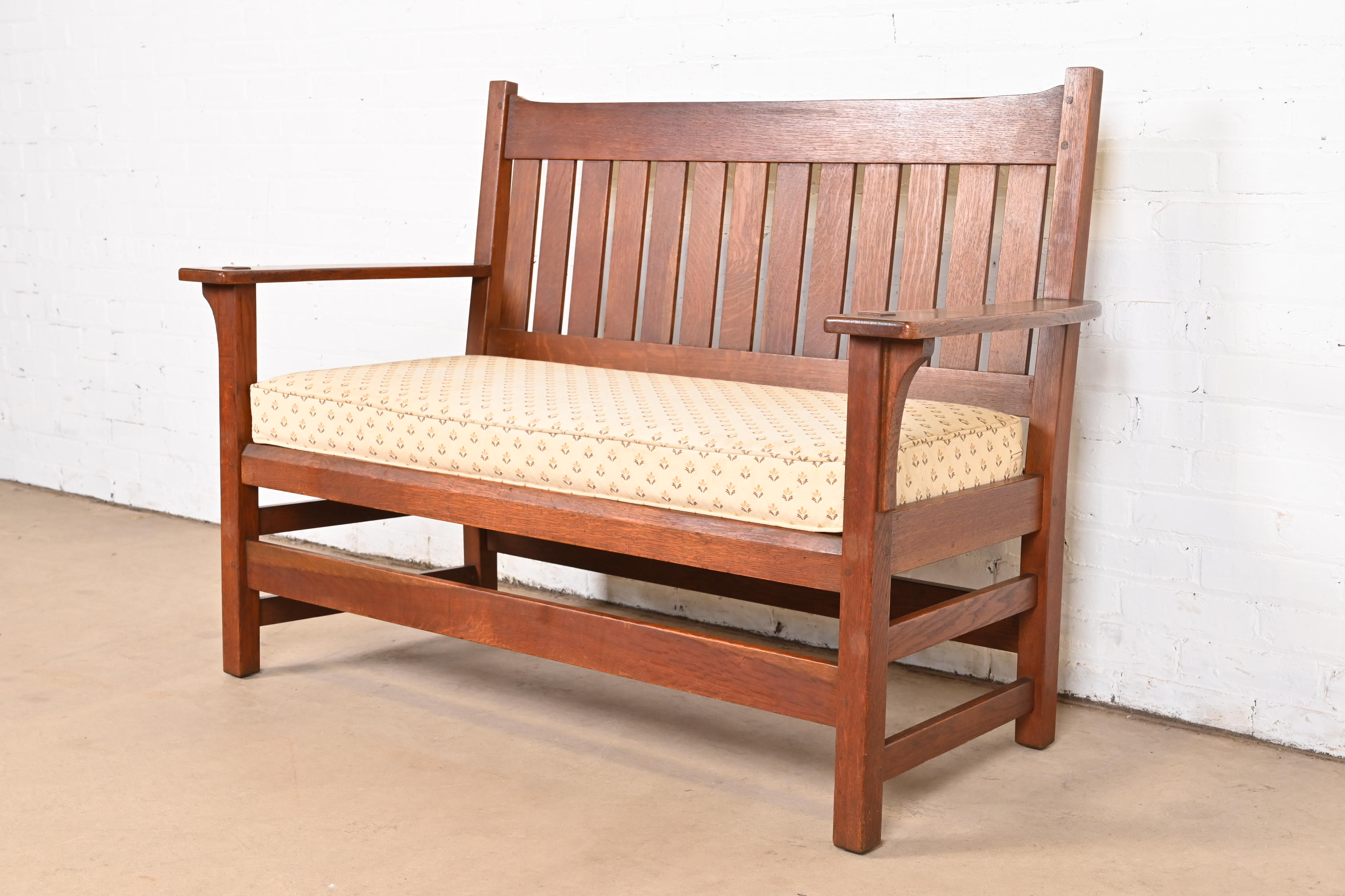 L. & J. G. Stickley Antique Mission Oak Arts & Crafts Open Arm Settee or Loveseat, Circa 1900 - Image 3