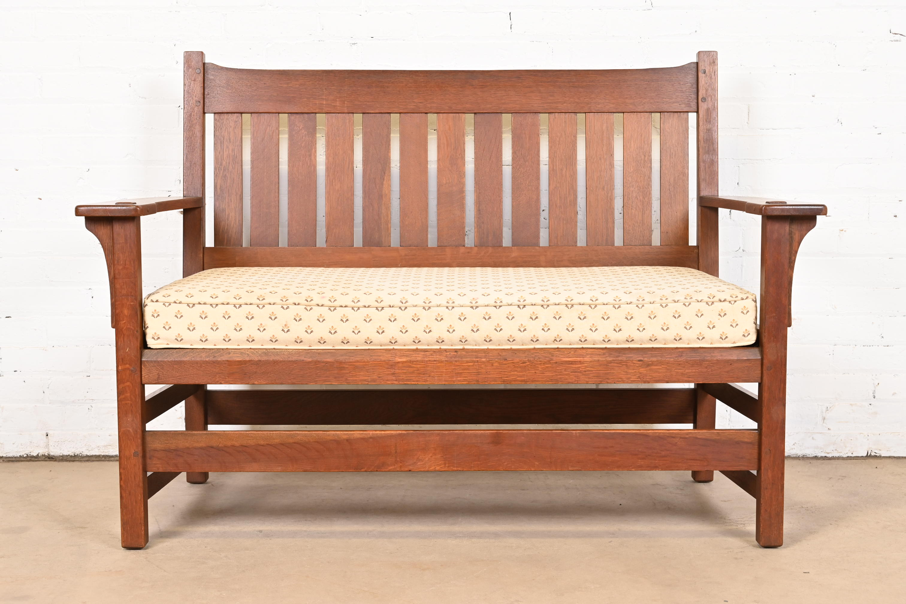 L. & J. G. Stickley Antique Mission Oak Arts & Crafts Open Arm Settee or Loveseat, Circa 1900