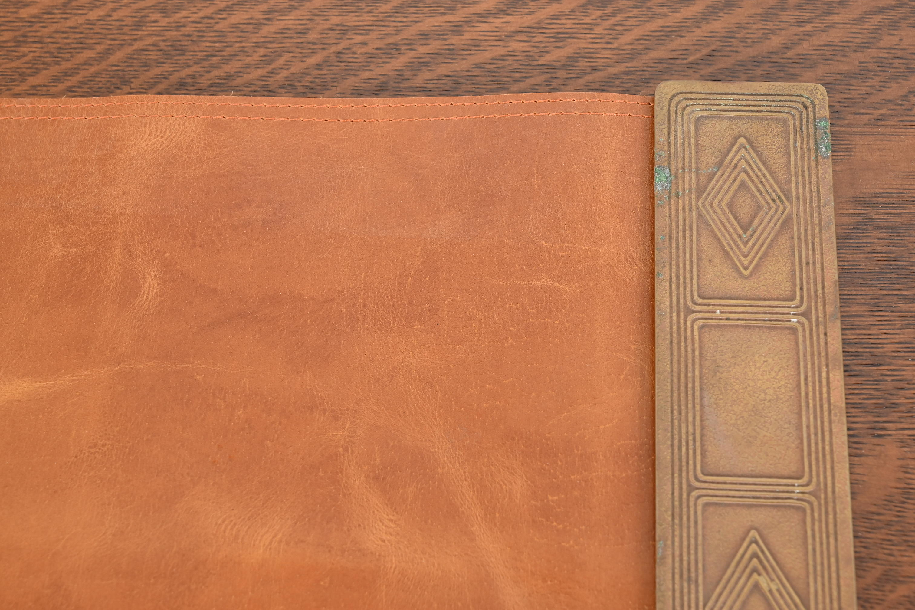 Tiffany Studios New York Graduate Bronze Doré Blotter Ends With Leather Desk Blotter - Image 6