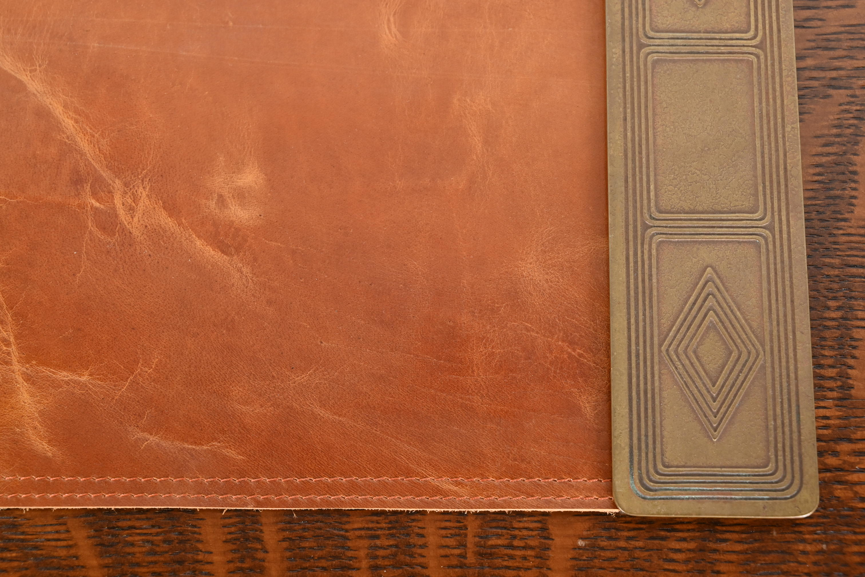 Tiffany Studios New York Graduate Bronze Doré Blotter Ends With Leather Desk Blotter - Image 7