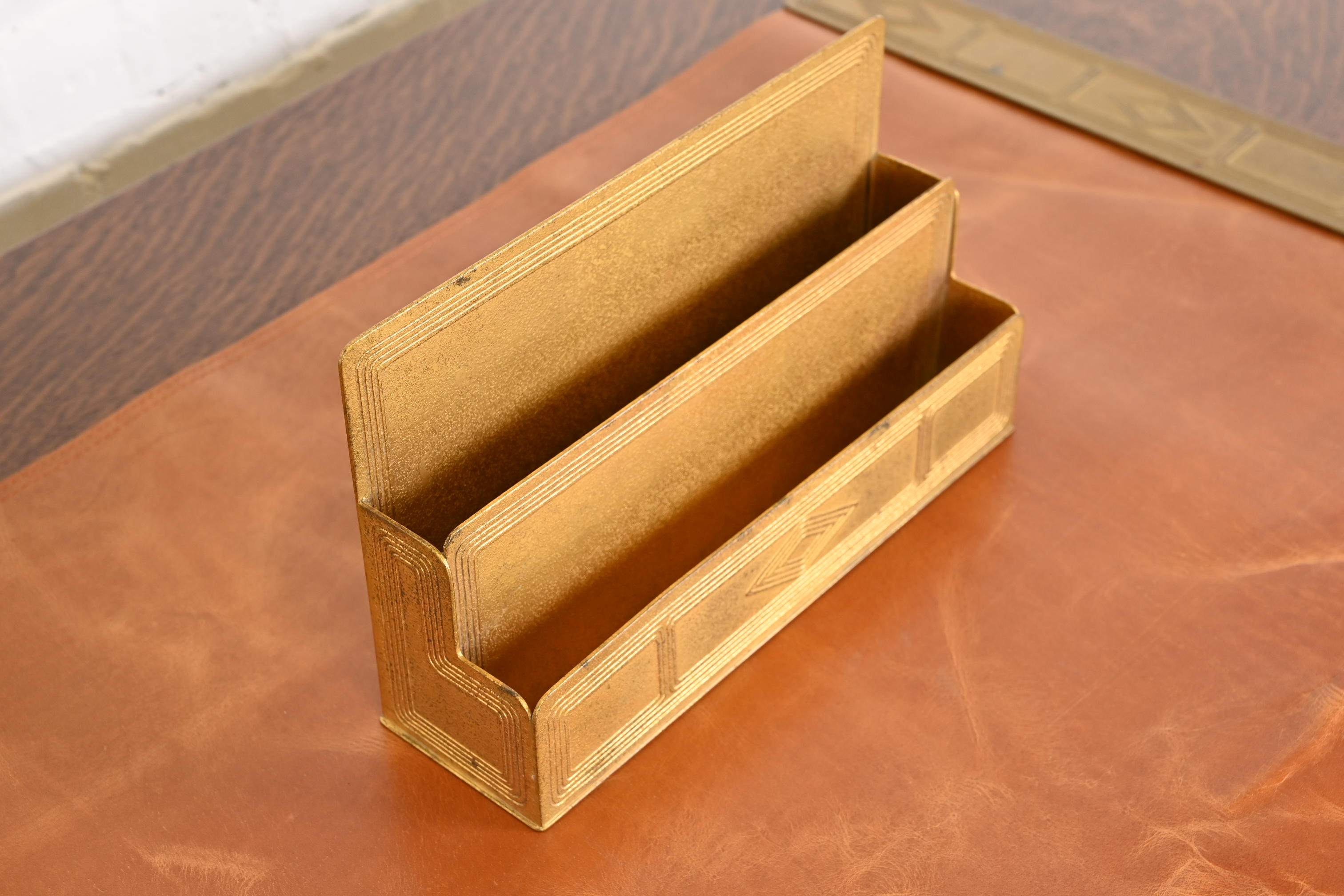 Tiffany Studios New York Graduate Bronze Doré Letter Rack - Image 4