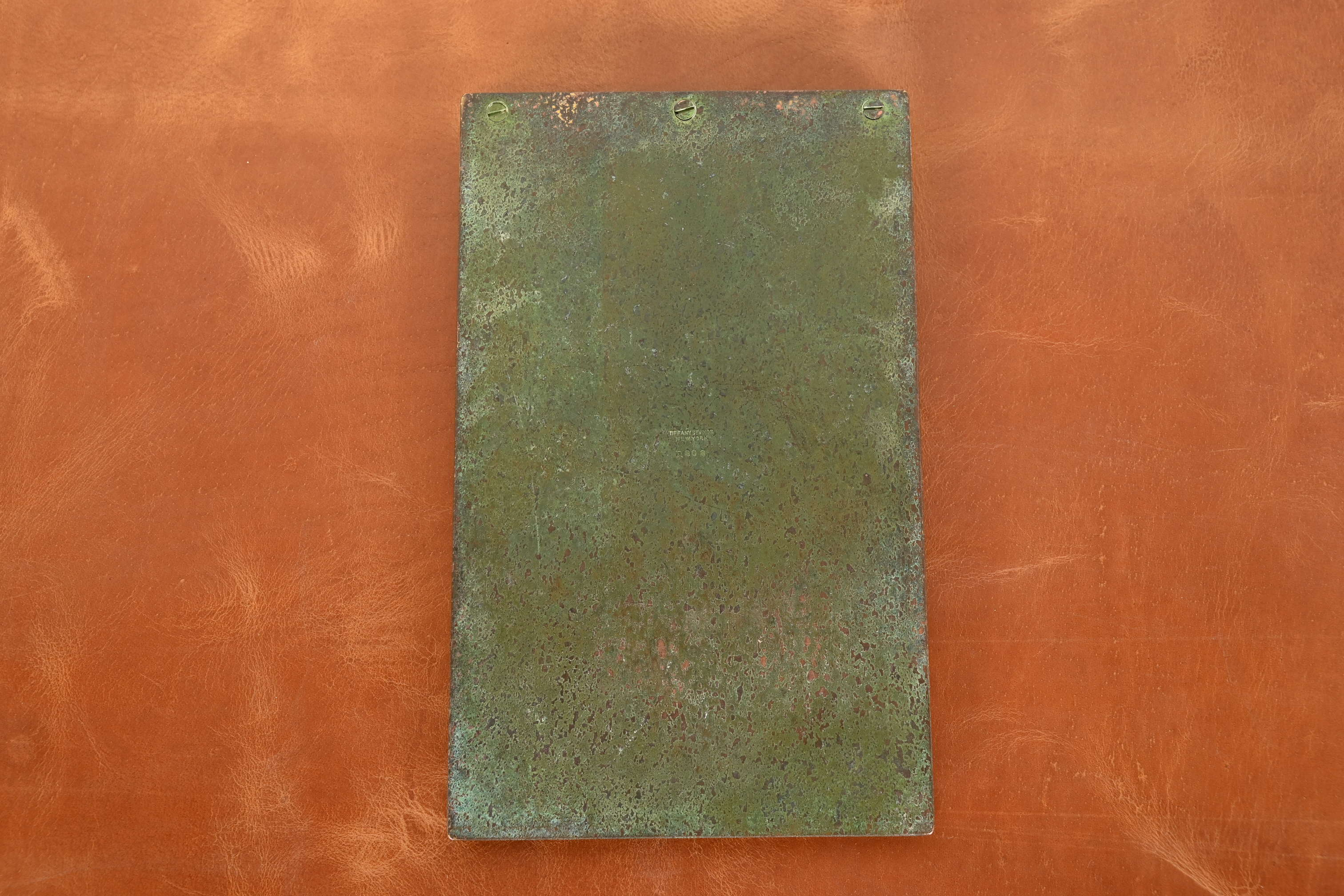 Tiffany Studios New York Graduate Pattern Bronze Notepad Holder - Image 10