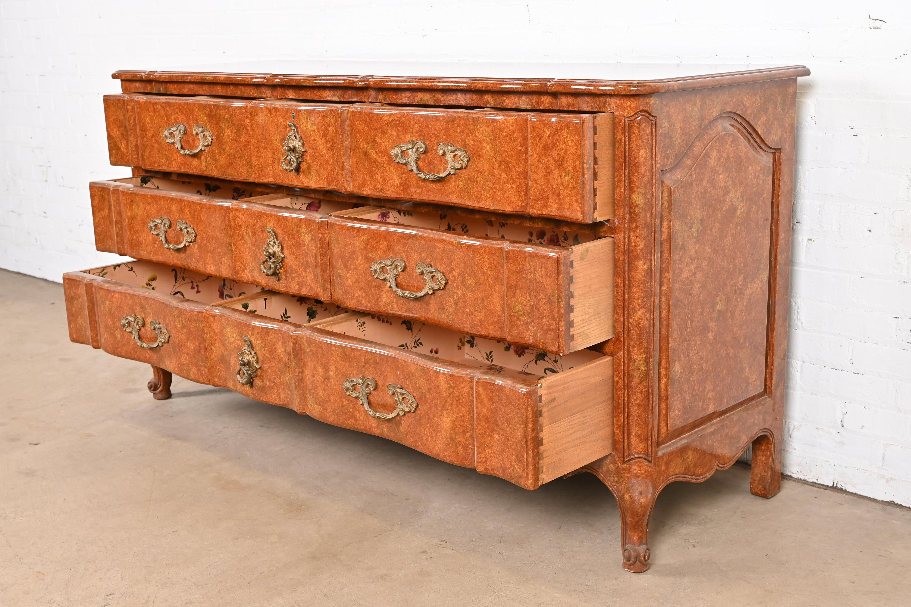 Don Ruseau French Provincial Louis XV Faux Burl Wood Painted Triple Dresser - Image 7