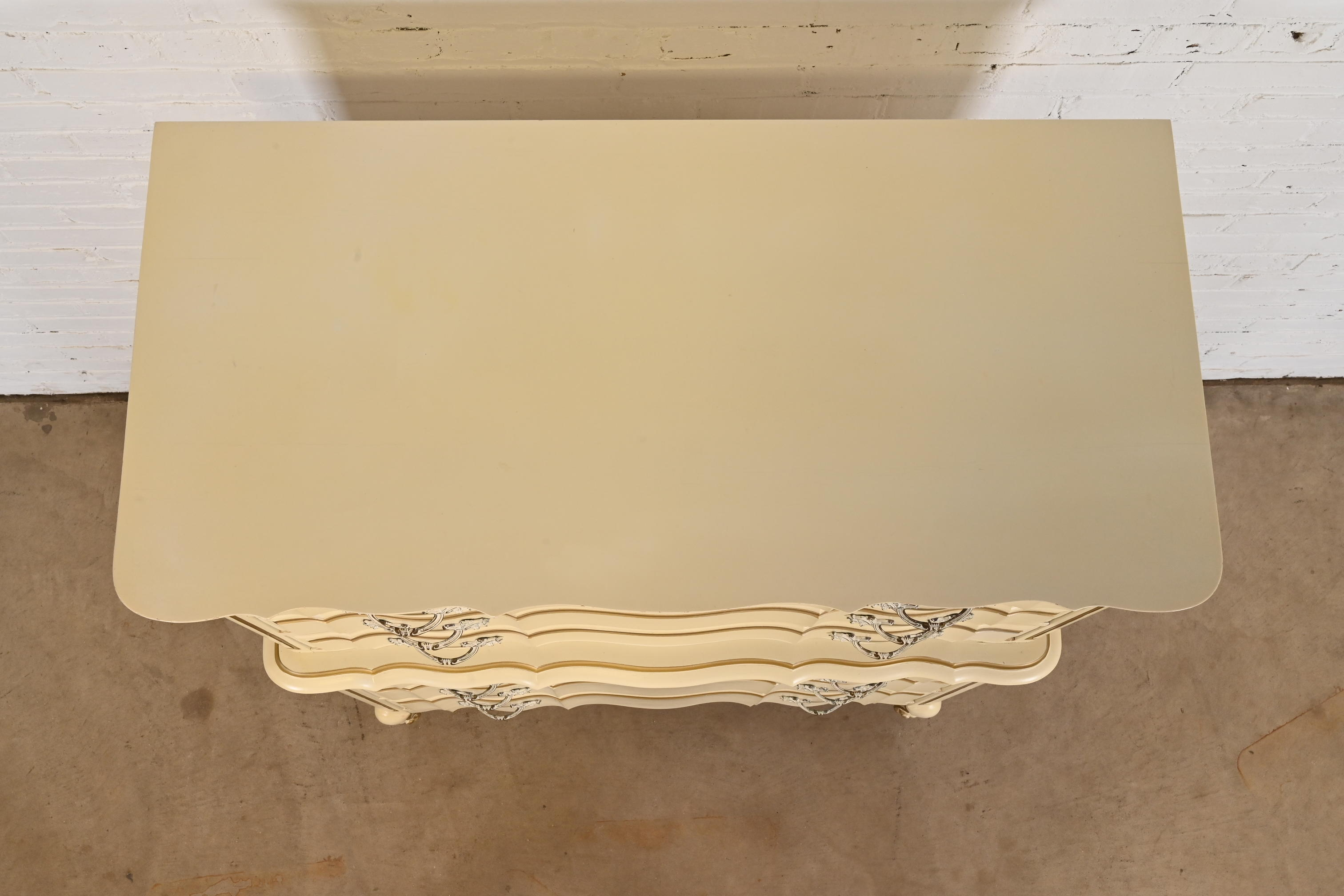 French Provincial Louis XV Cream Lacquered and Gold Gilt Highboy Dresser in the Manner of John Widdicomb, 1950s - Image 9