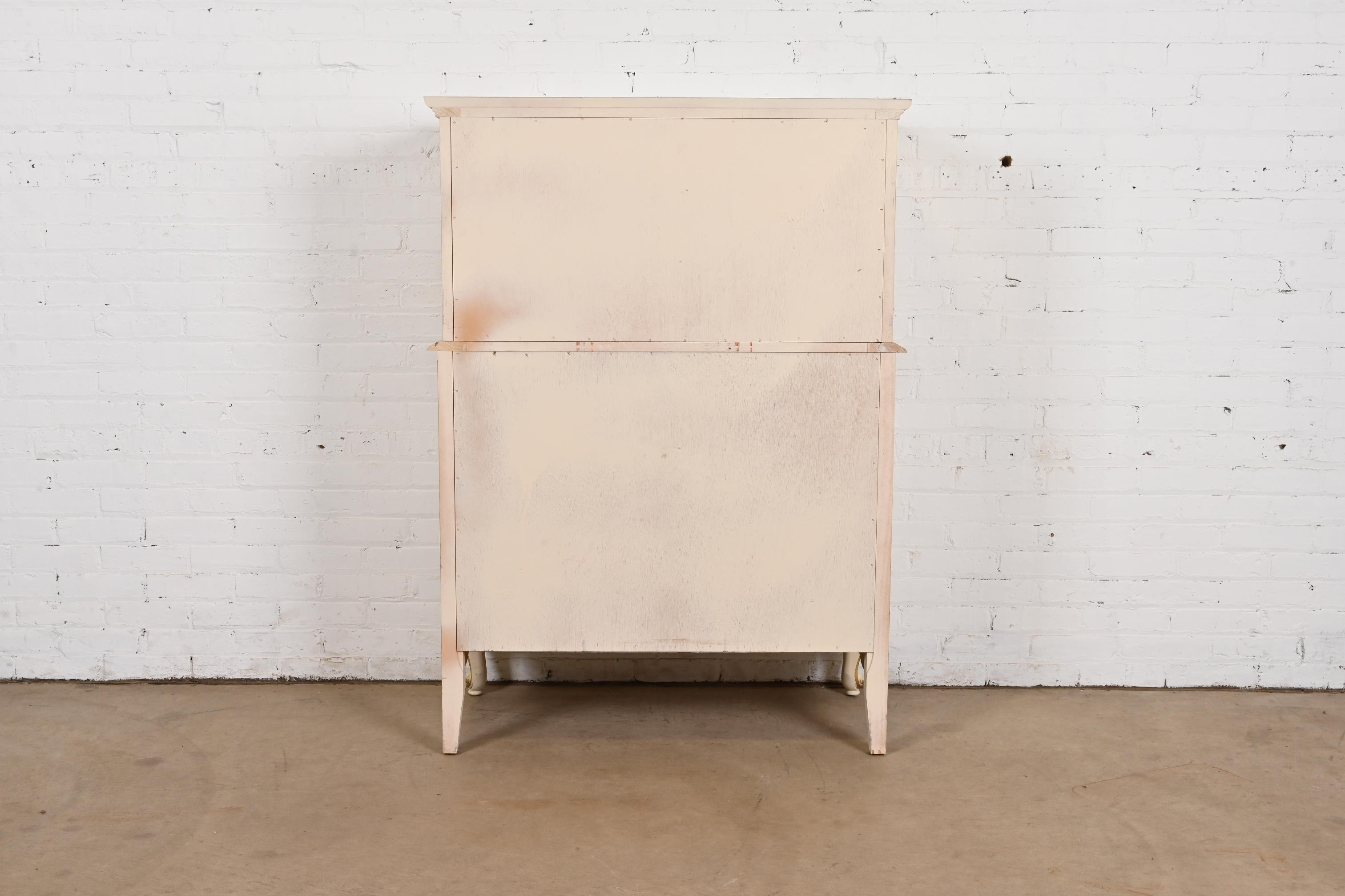 French Provincial Louis XV Cream Lacquered and Gold Gilt Highboy Dresser in the Manner of John Widdicomb, 1950s - Image 11