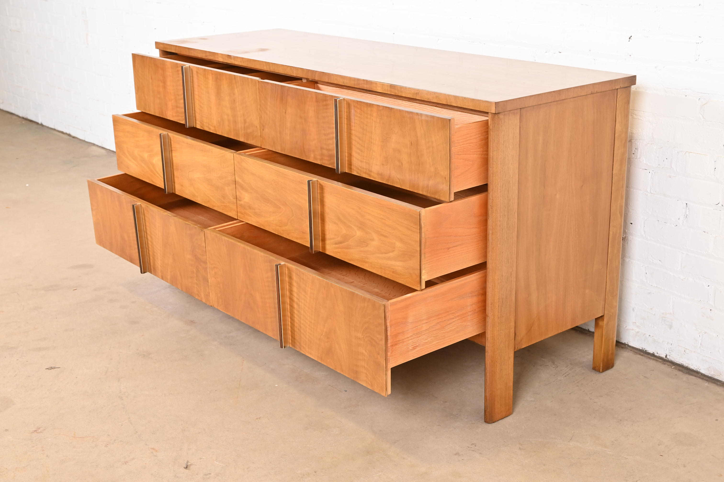 John Widdicomb Mid-Century Modern Walnut and Rosewood Dresser, 1960s - Image 6