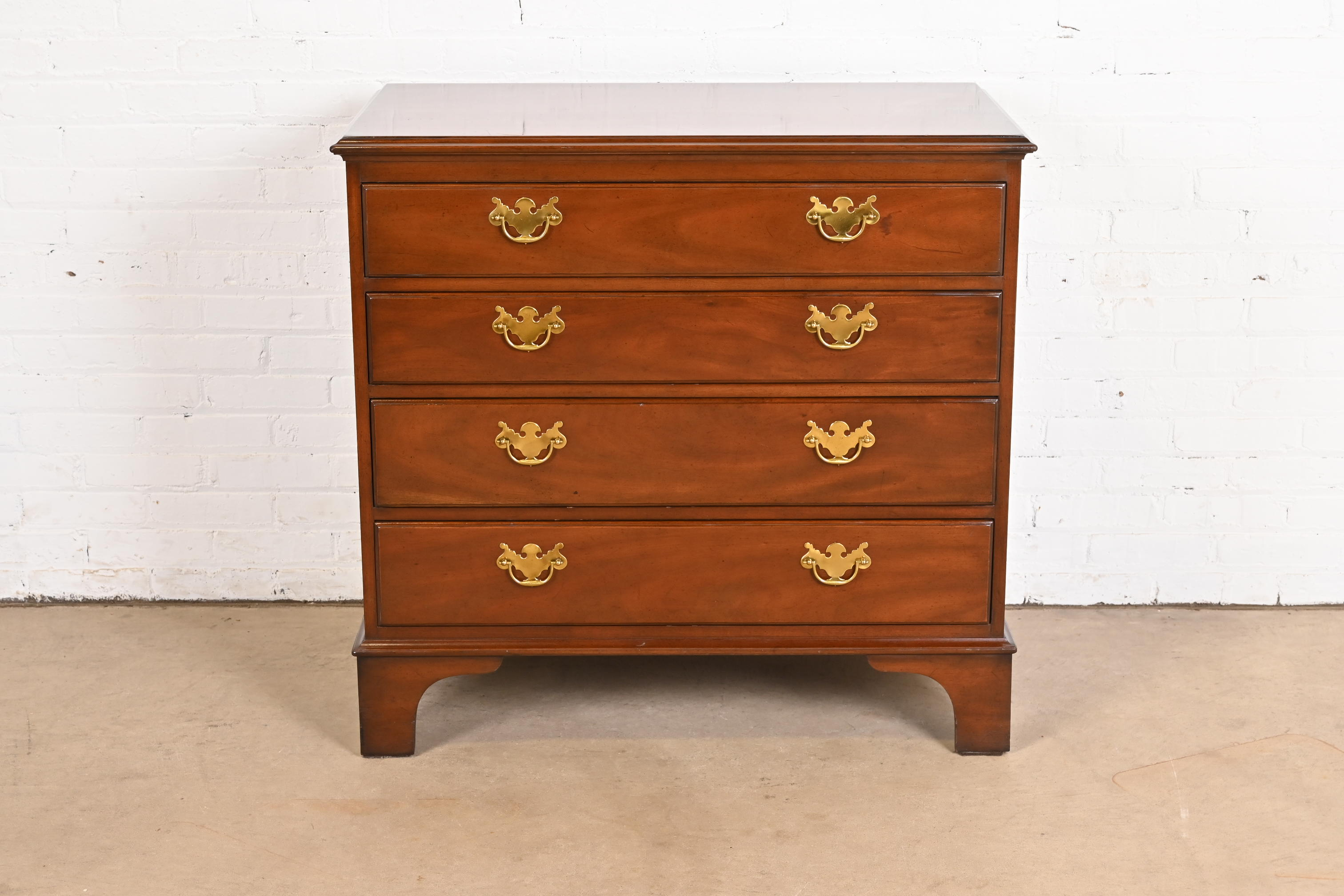Kittinger Chippendale Colonial Williamsburg Mahogany Four-Drawer Bachelor Chest - Image 2