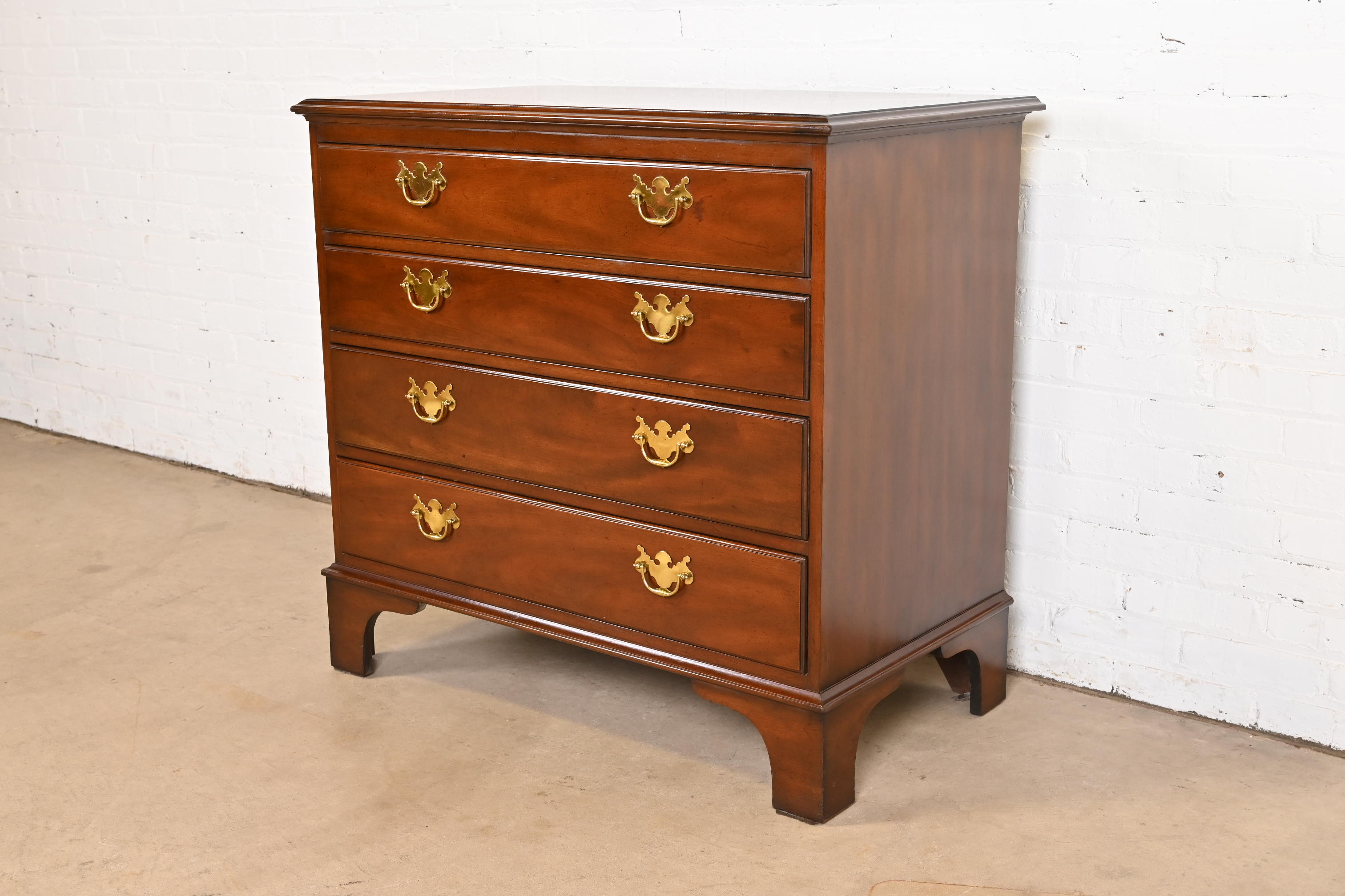 Kittinger Chippendale Colonial Williamsburg Mahogany Four-Drawer Bachelor Chest - Image 3