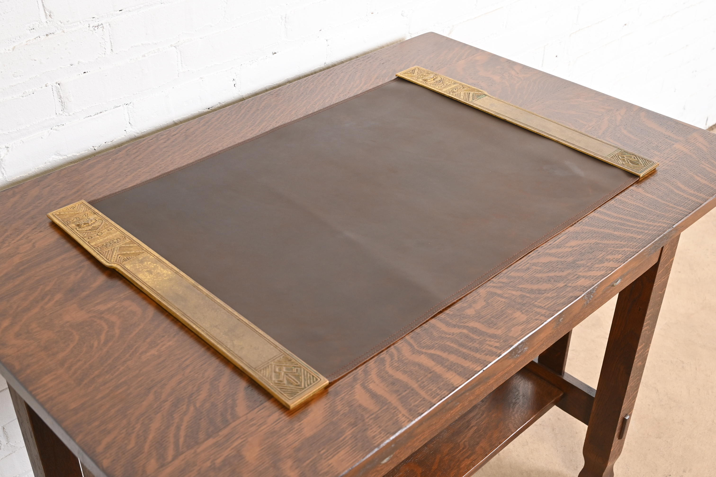 Tiffany Studios New York American Indian Bronze Doré Blotter Ends With Leather Desk Blotter - Image 4