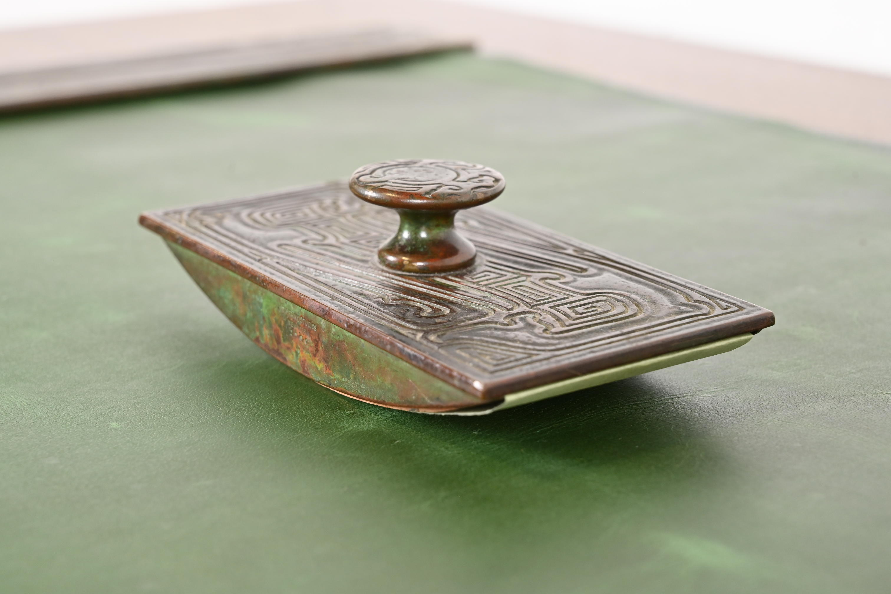 Tiffany Studios New York Chinese Pattern Bronze Rocker Blotter - Image 2
