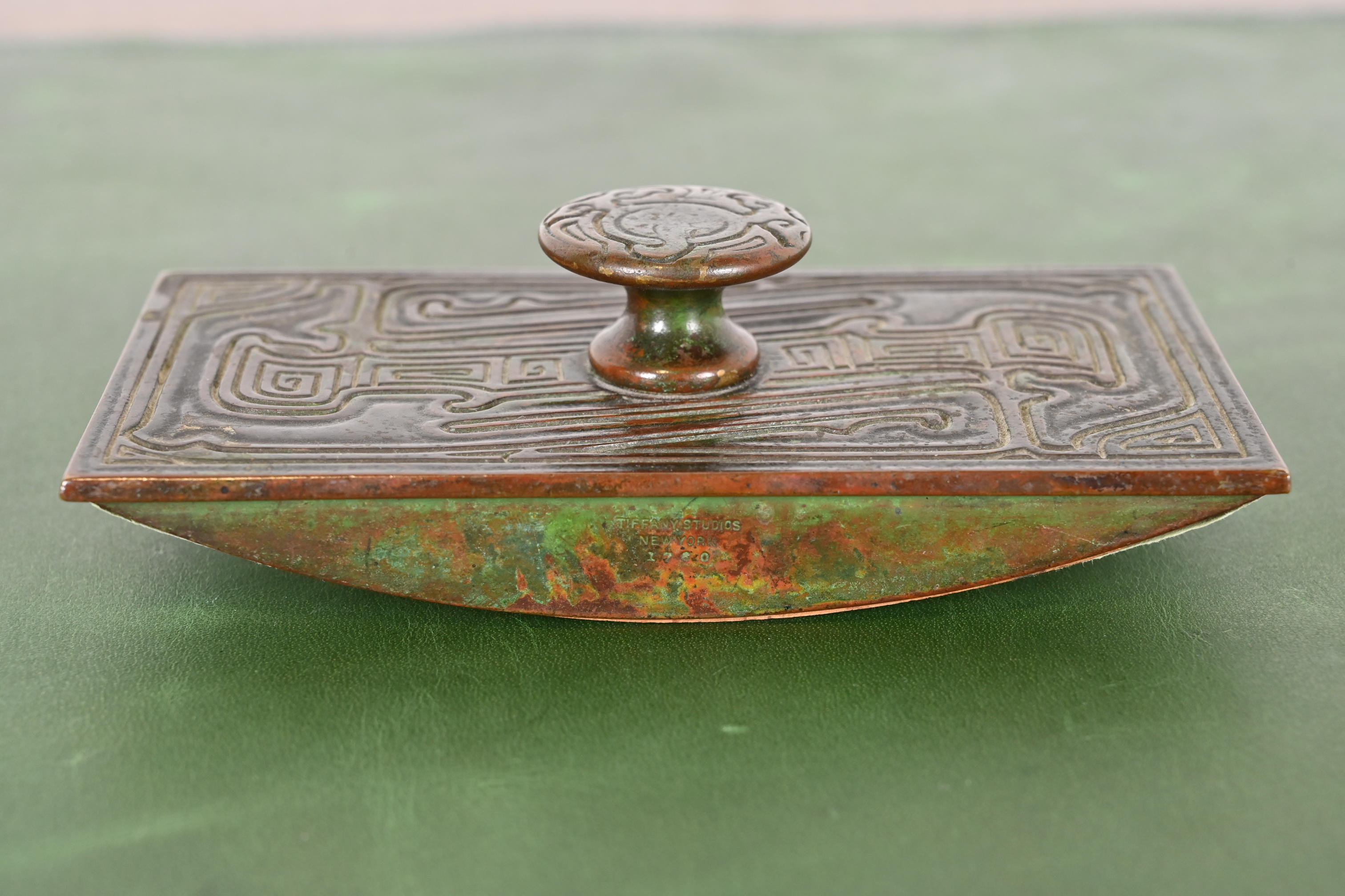 Tiffany Studios New York Chinese Pattern Bronze Rocker Blotter - Image 3