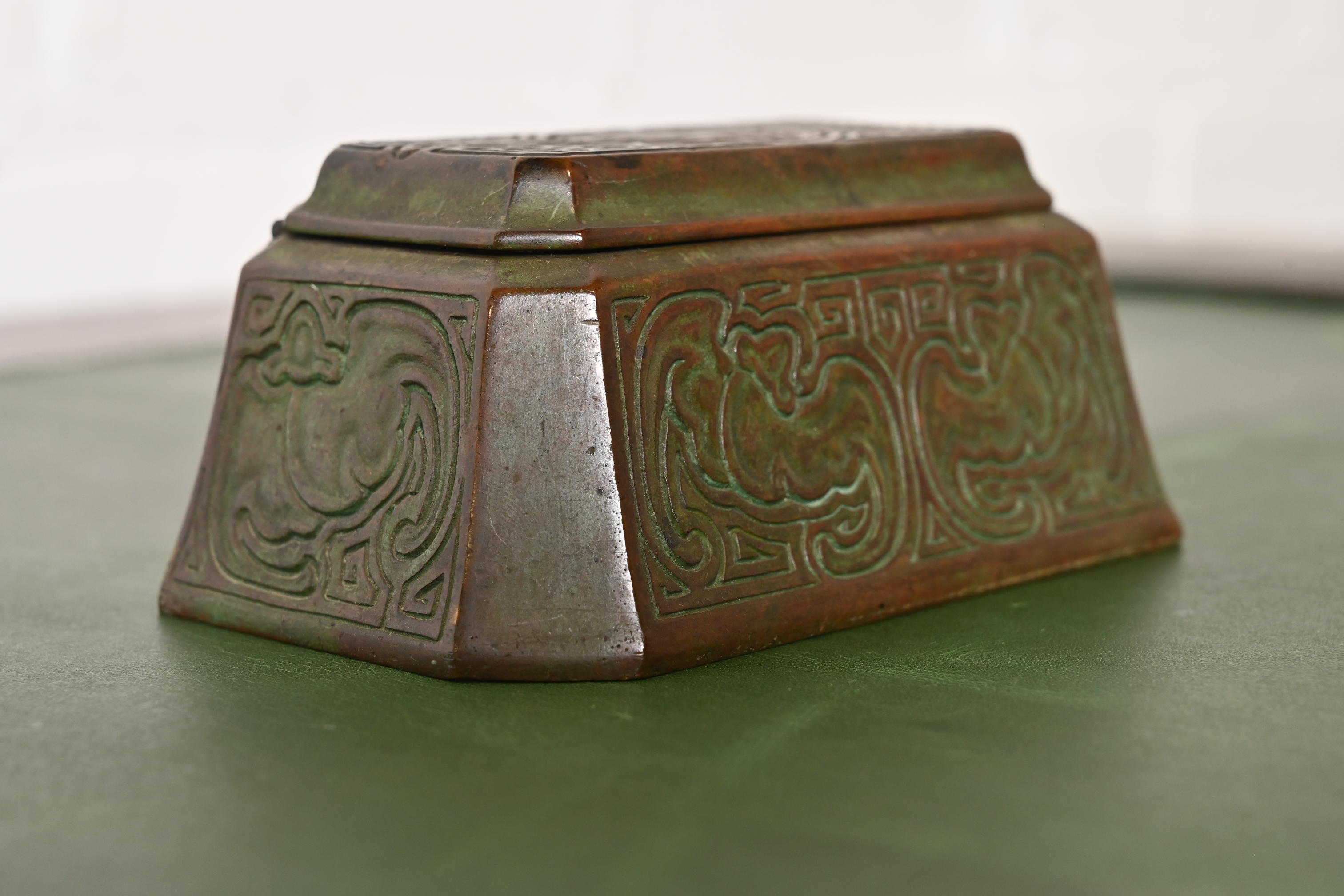 Tiffany Studios New York Chinese Pattern Bronze Stamp Box - Image 5