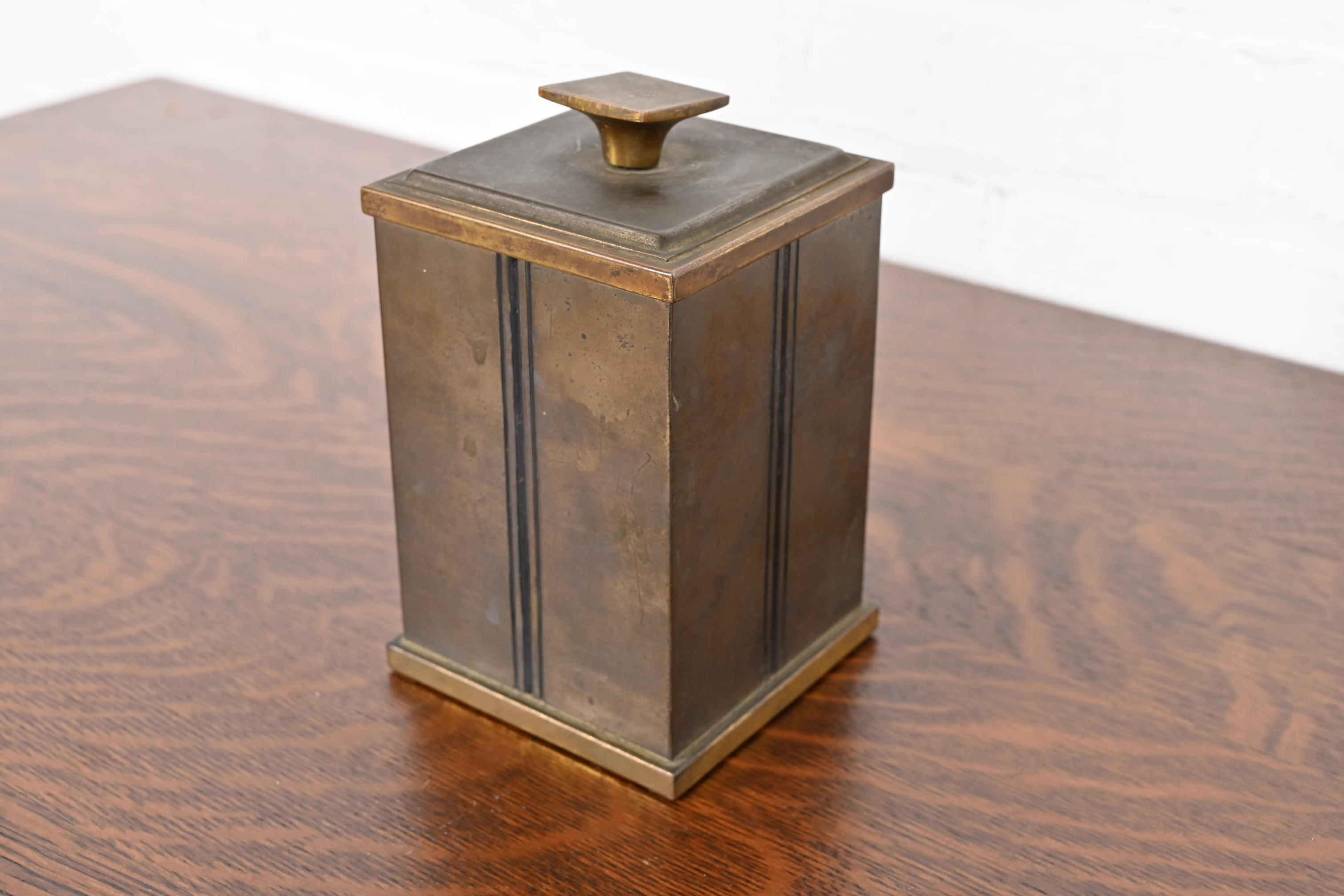 Bradley & Hubbard Arts and Crafts Brass Humidor Cigar Box