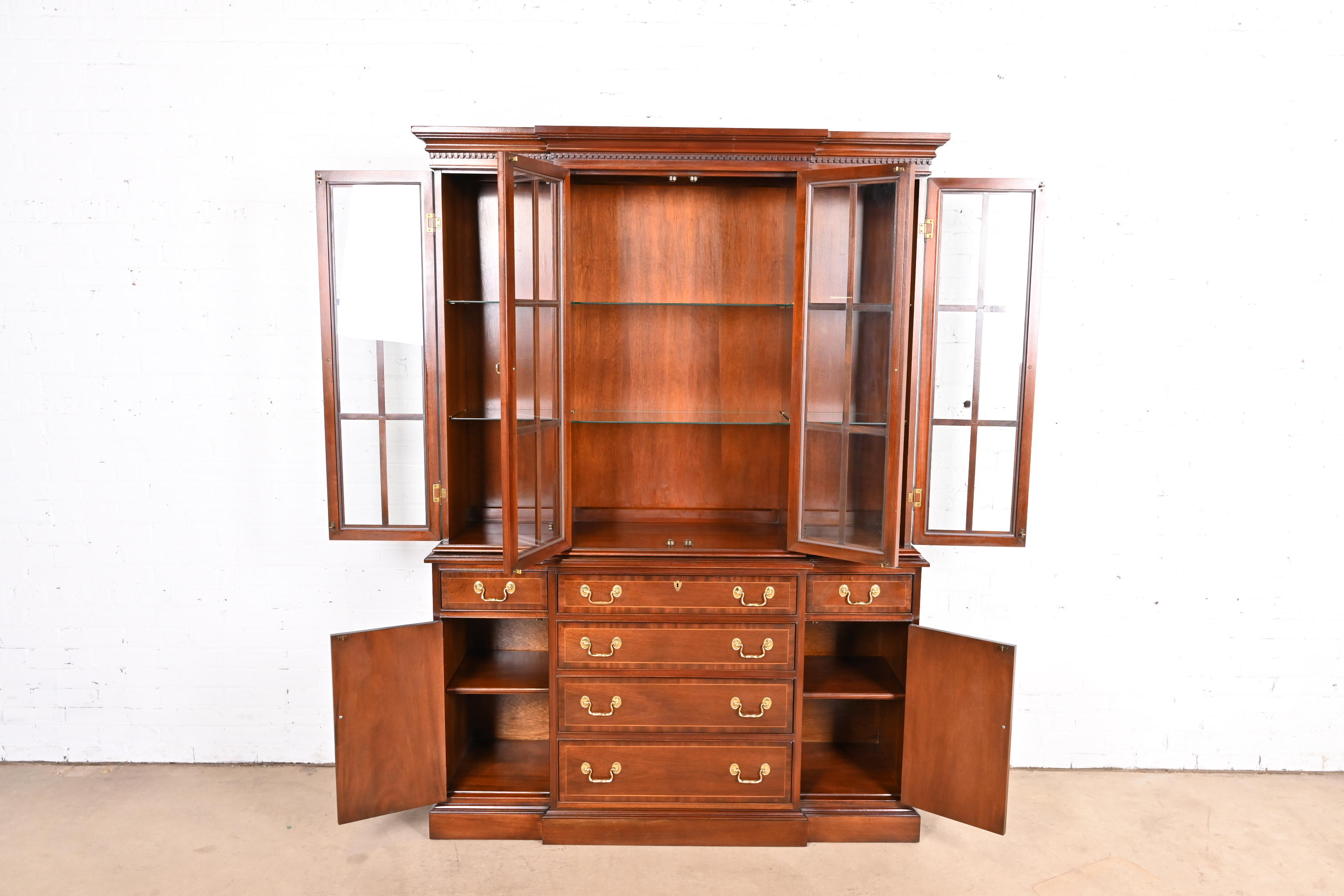 Councill Craftsmen Georgian Carved Mahogany Breakfront Bookcase Cabinet - Image 5