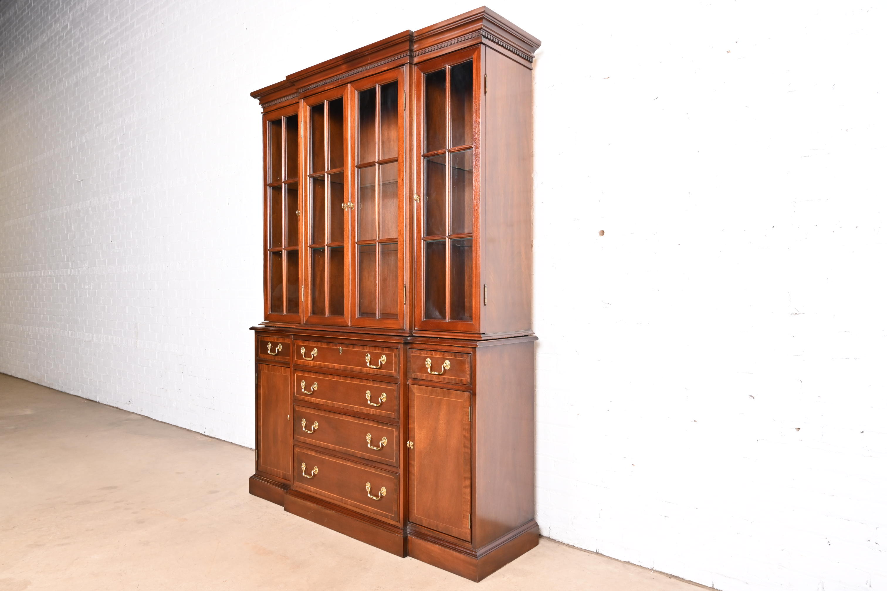 Councill Craftsmen Georgian Carved Mahogany Breakfront Bookcase Cabinet - Image 3