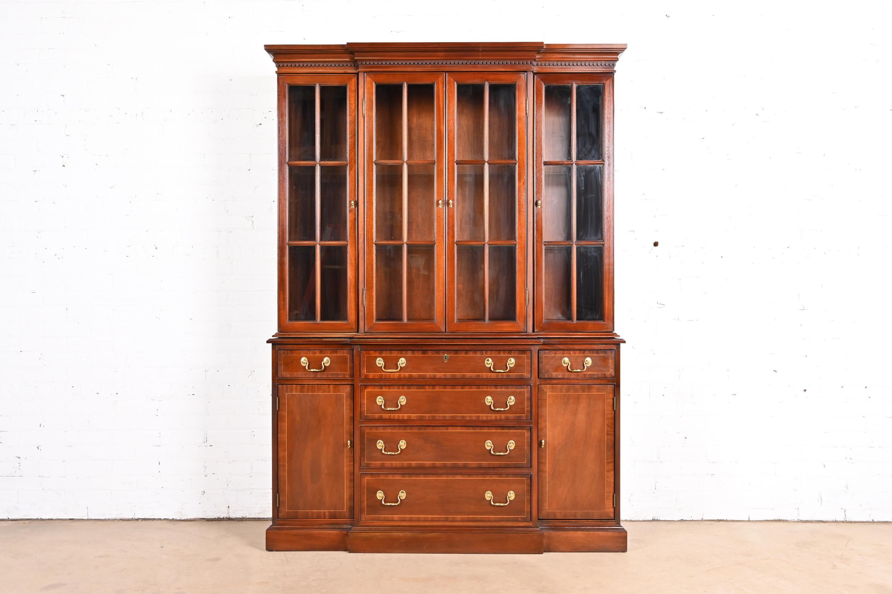 Councill Craftsmen Georgian Carved Mahogany Breakfront Bookcase Cabinet