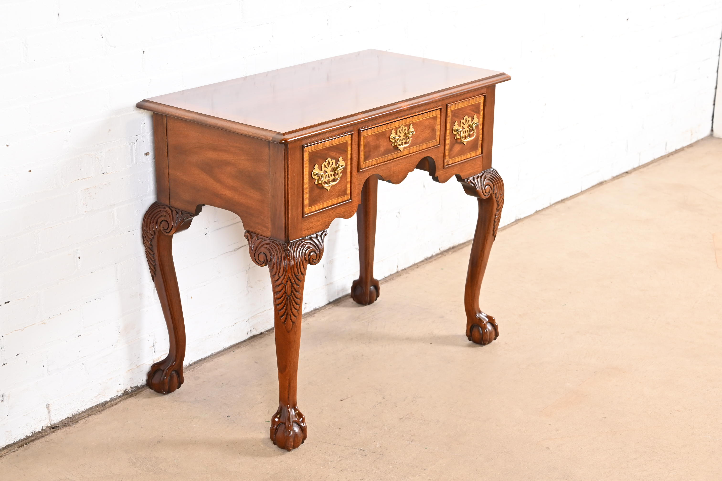 Councill Furniture Chippendale Banded Mahogany Lowboy Dressing Table or Entry Table - Image 4